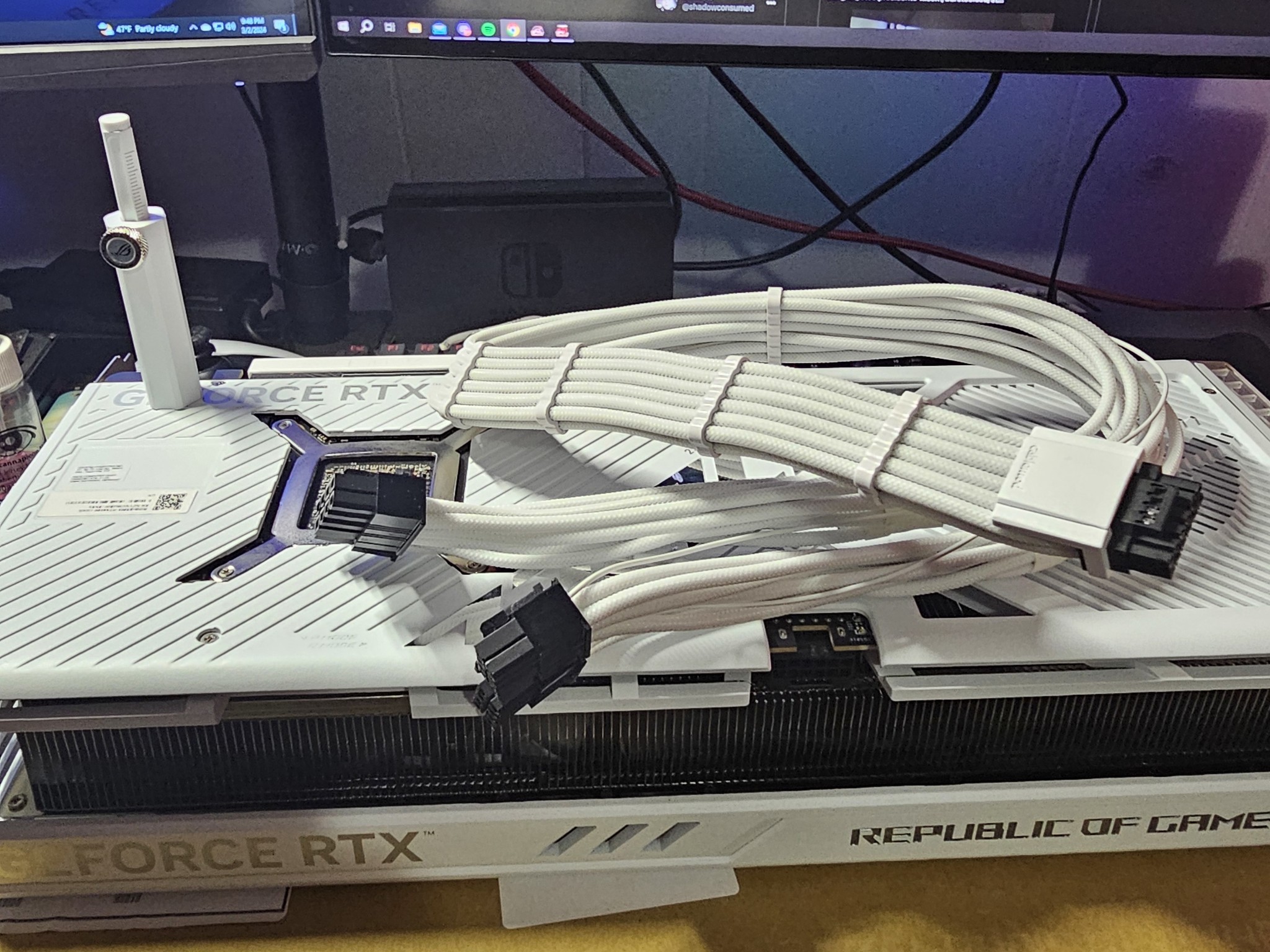ROG Strix GeForce RTX 4090 24GB GDDR6X White OC Edition
