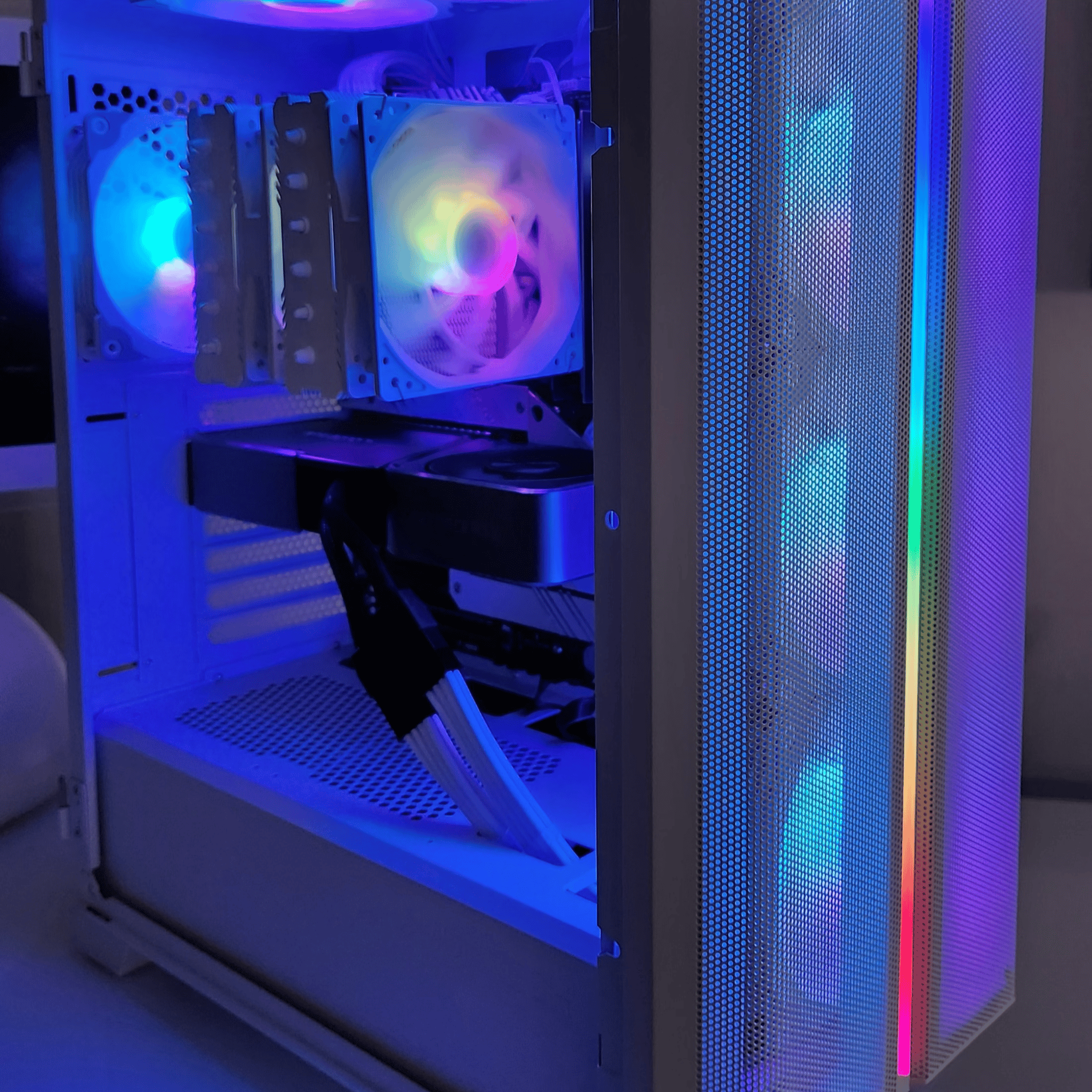 High End White Gaming PC - Featuring Intel i7 10700 and RTX 3070 Ti Founders