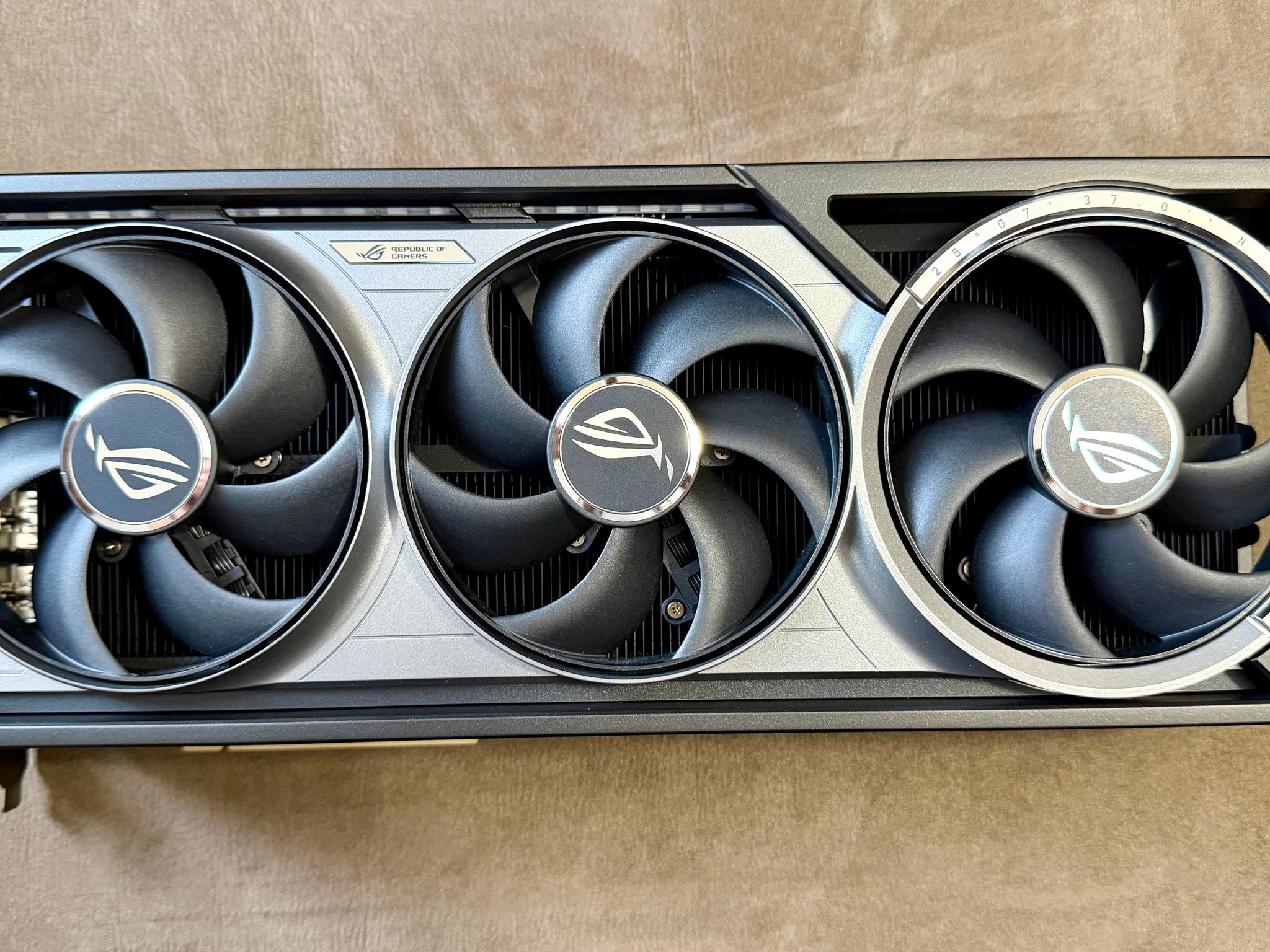 ASUS-ROG Astral NVIDIA GeForce RTX 5090 32GB GDDR7 PCI Express 5.0 Graphics Card