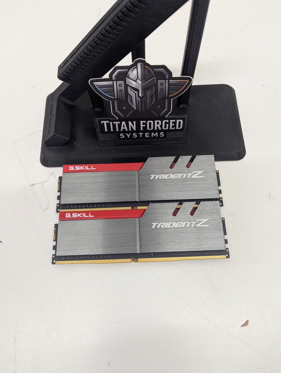🧊 G.Skill Trident Z 16GB 3200MHz | 2x8GB DDR4 Kit | Jawa