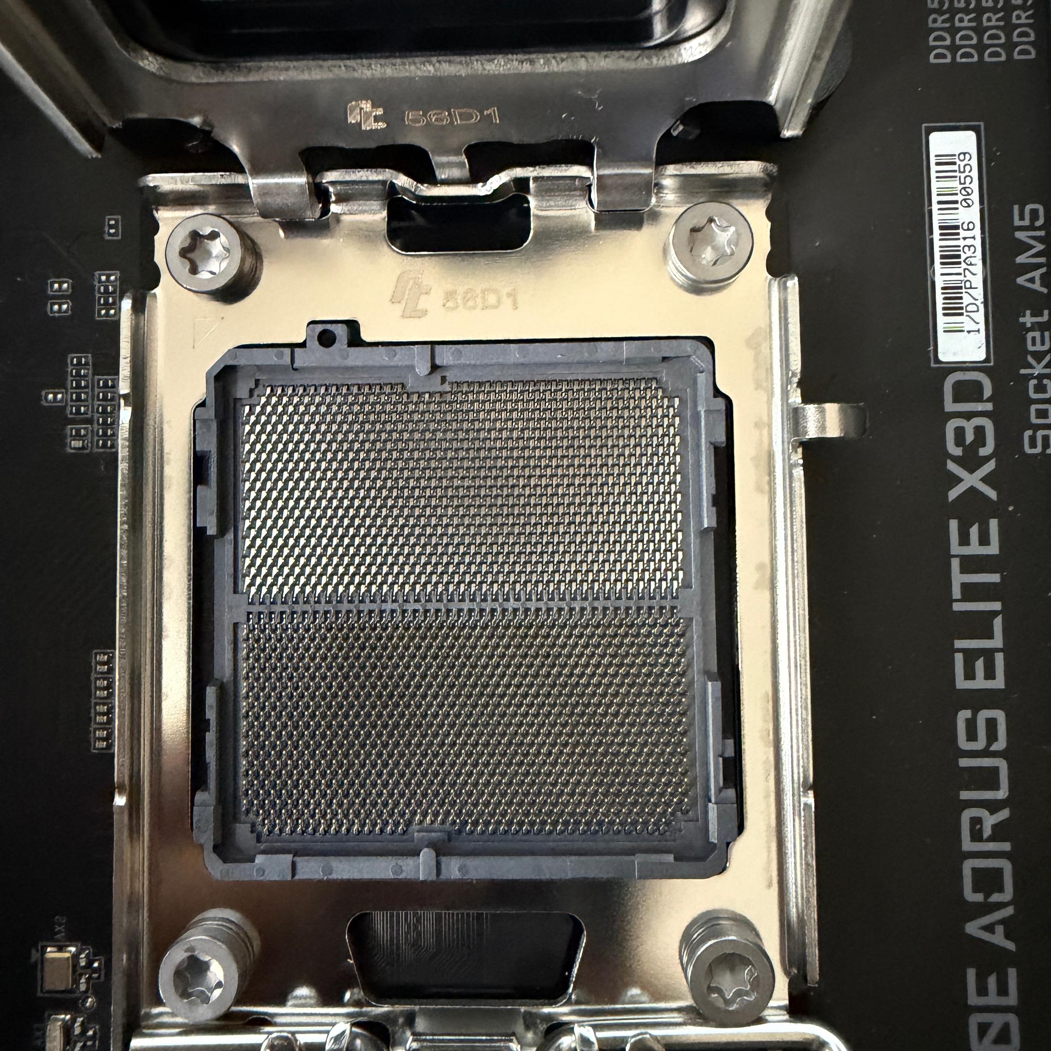 Gigabyte X870E Aorus Elite X3D