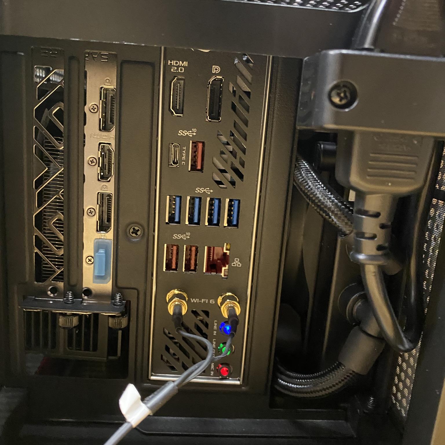 Small ITX Gaming PC | NZXT H1 Case (v1) | Ryzen 7 3700X & Radeon RX 5700XT