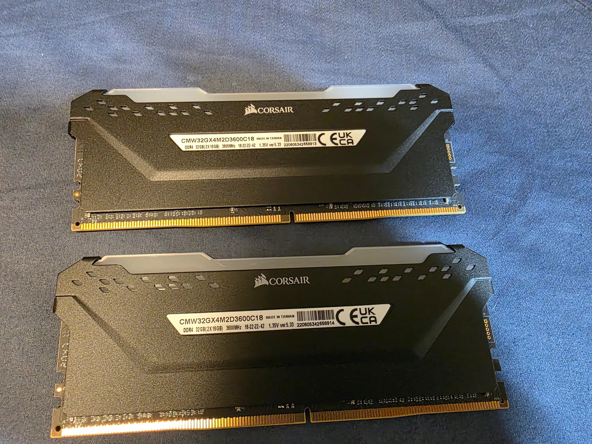 CORSAIR VENGEANCE RGB PRO 32GB (2x16GB) DDR4 3600MHz RAM Kit - Like New