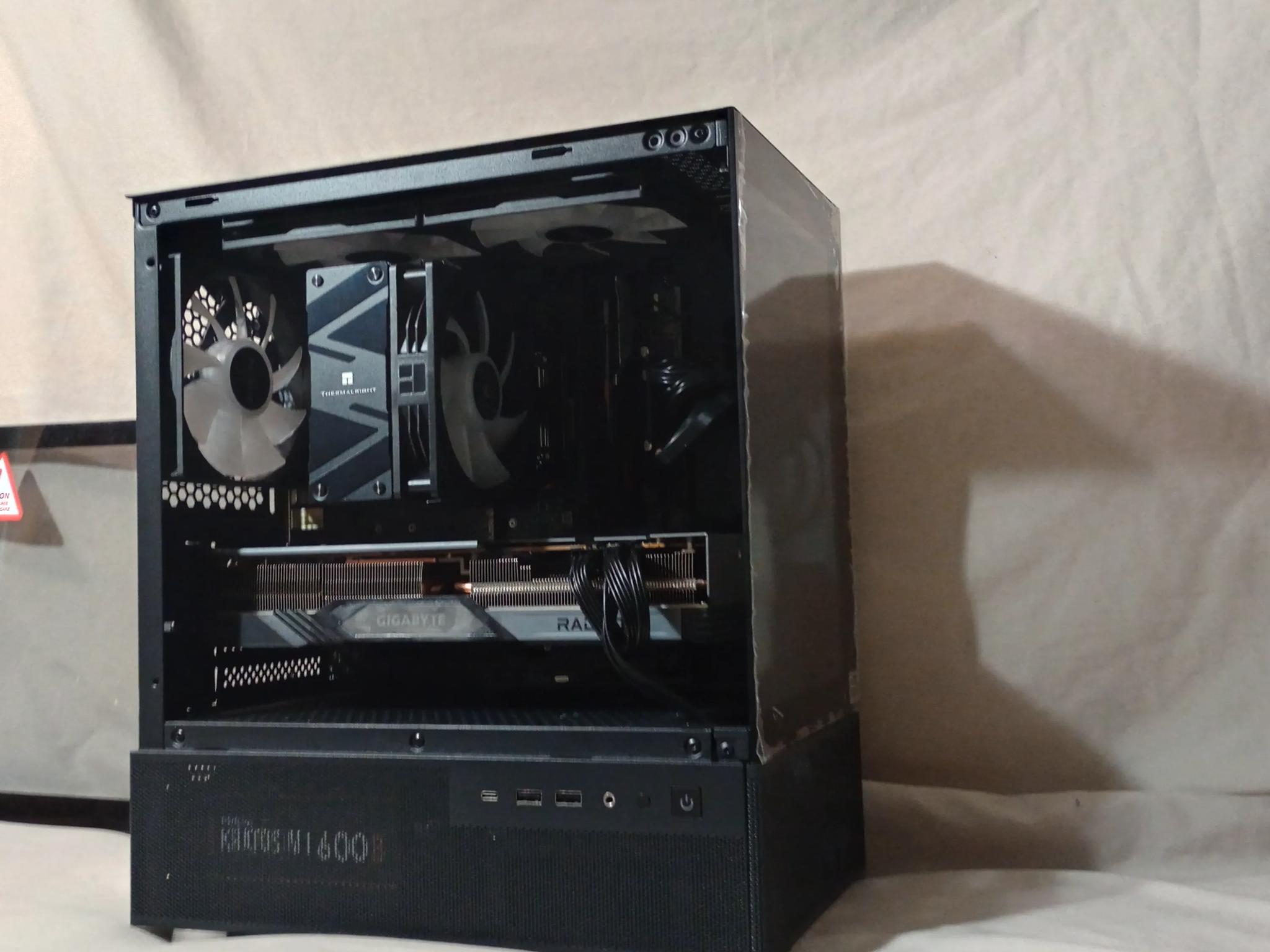 POWERFUL GAMING PC!! 4k-1440p Gaming PC AMD Ryzen 5th Gen CPU- GIGABYTE RX7800 XT- 32GB 6000Mhz RAM!