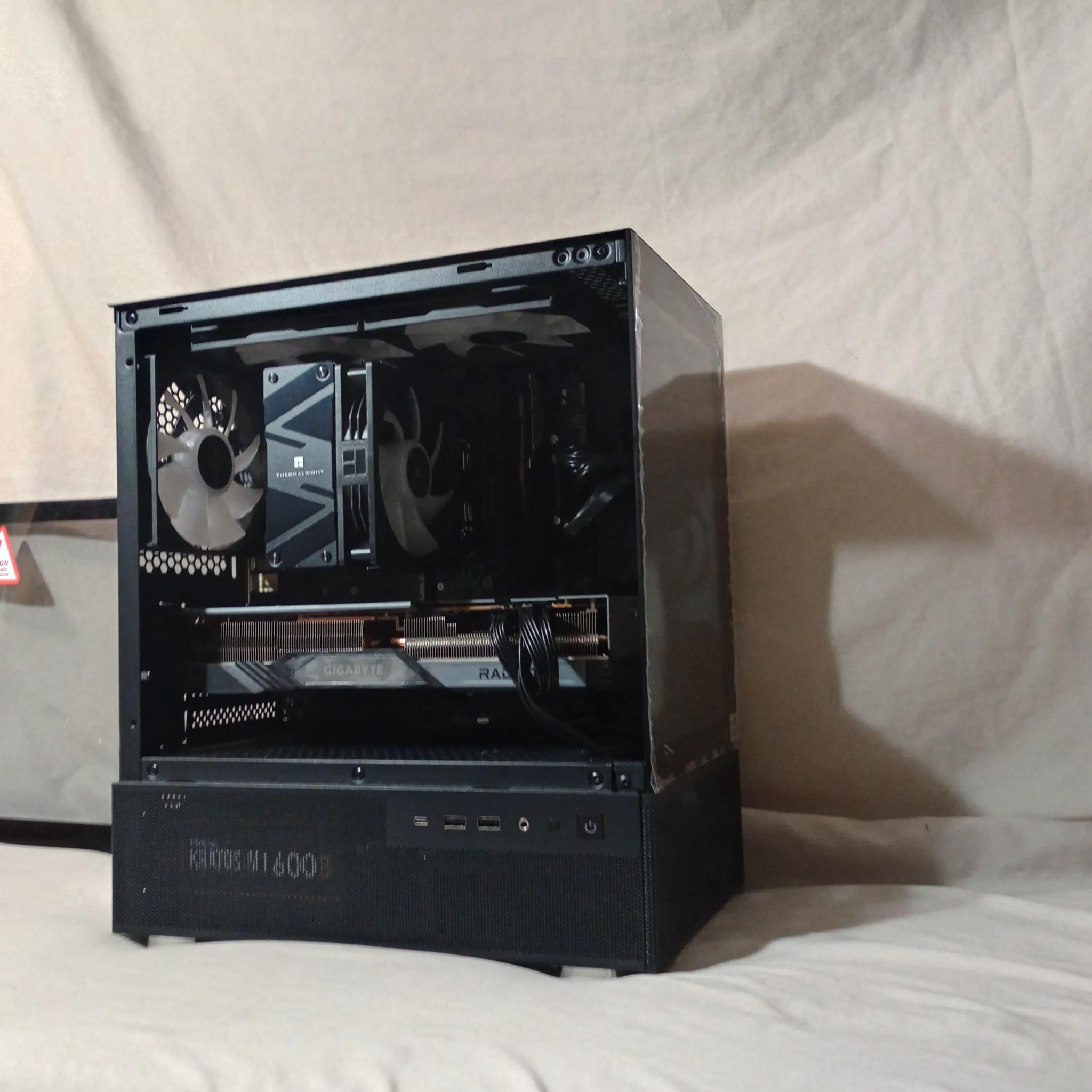 POWERFUL GAMING PC!! 4k-1440p Gaming PC AMD Ryzen 5th Gen CPU- GIGABYTE RX7800 XT- 32GB 6000Mhz RAM!
