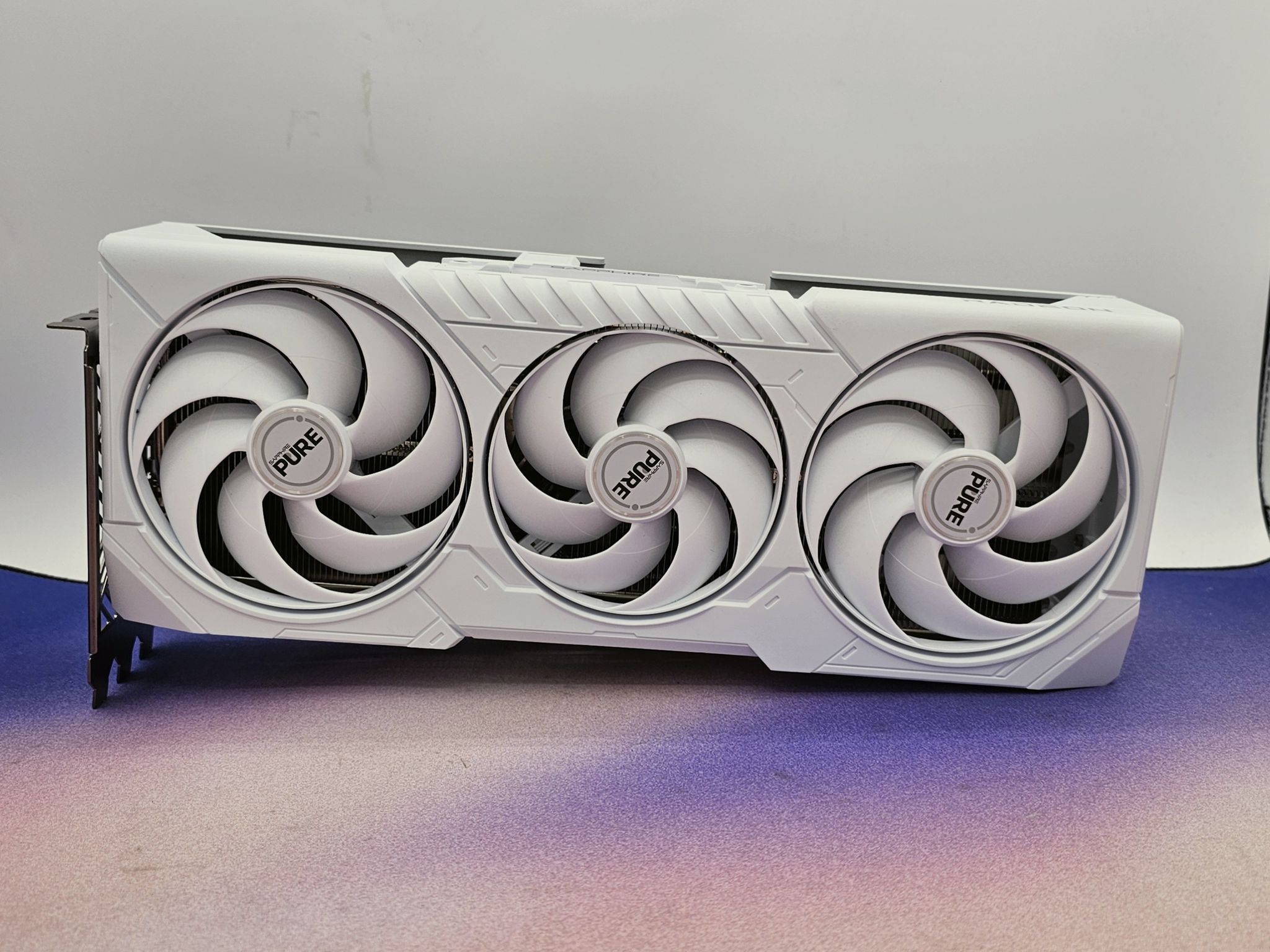 Sapphire Pure RX 9070