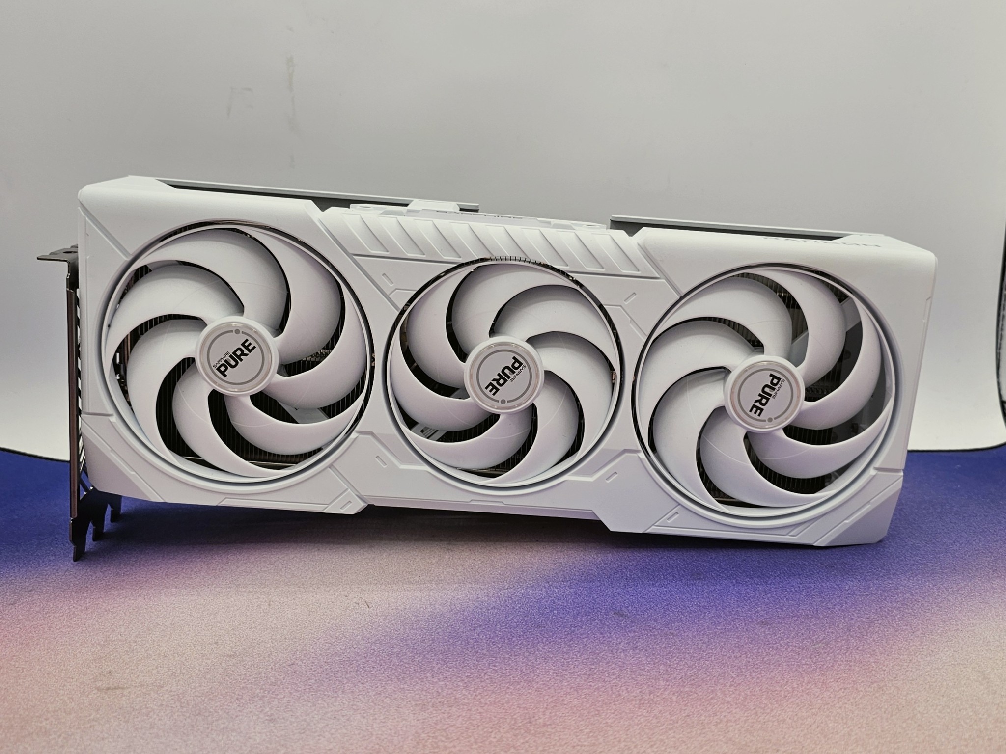 Sapphire Pure RX 9070