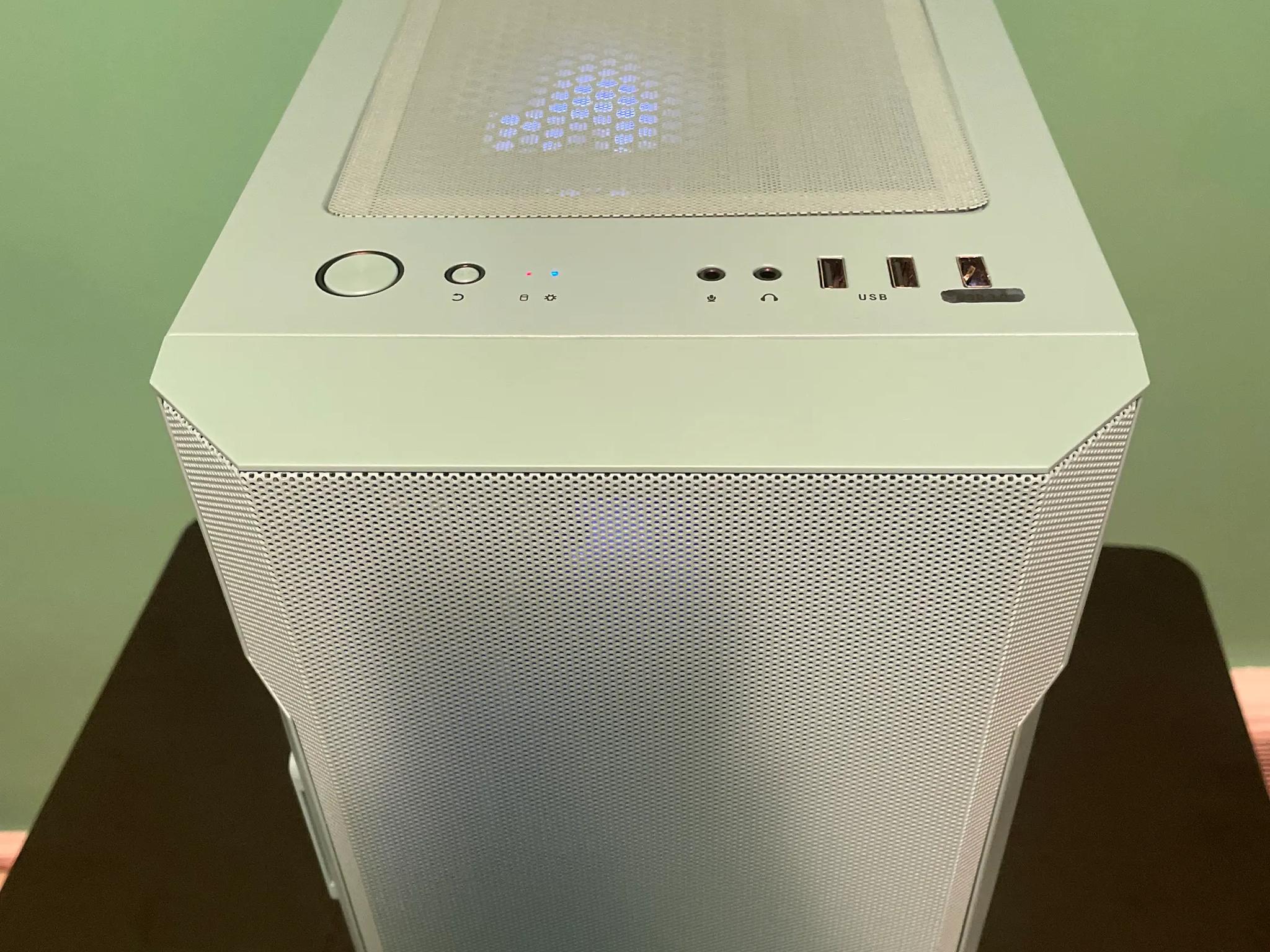 BLUE Glass Gaming PC | Intel i5 / Amd RX580 / 8GB / 600GB Win 10 Pro WiFi