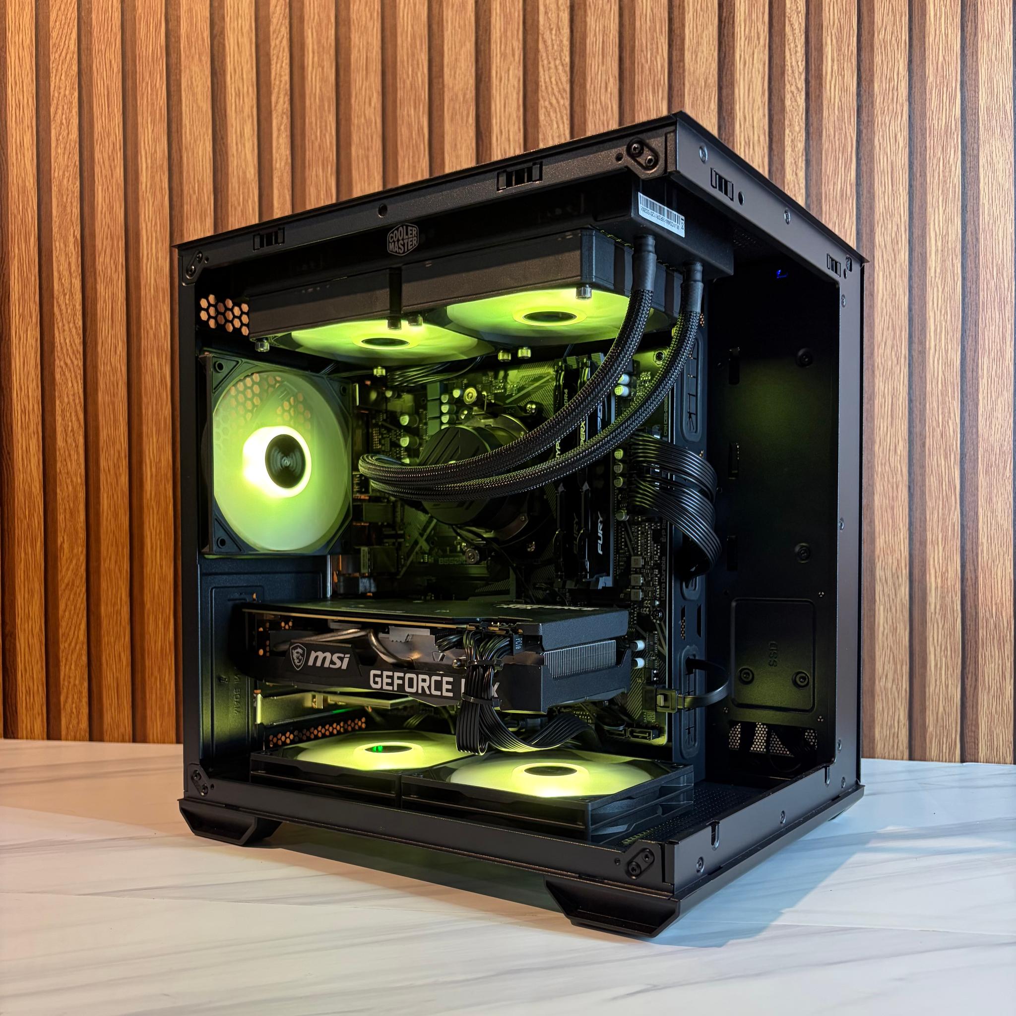 RTX 3070 | RYZEN 5 5600 | 16GB DDR4 | 500GB SSD | 750W | 240MM AIO