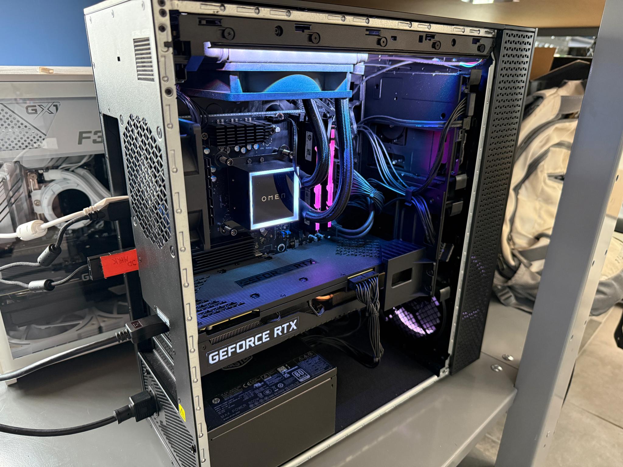 HP Omen 30L Gaming Desktop Ryzen 9 5900X RTX 3090 16GB RAM