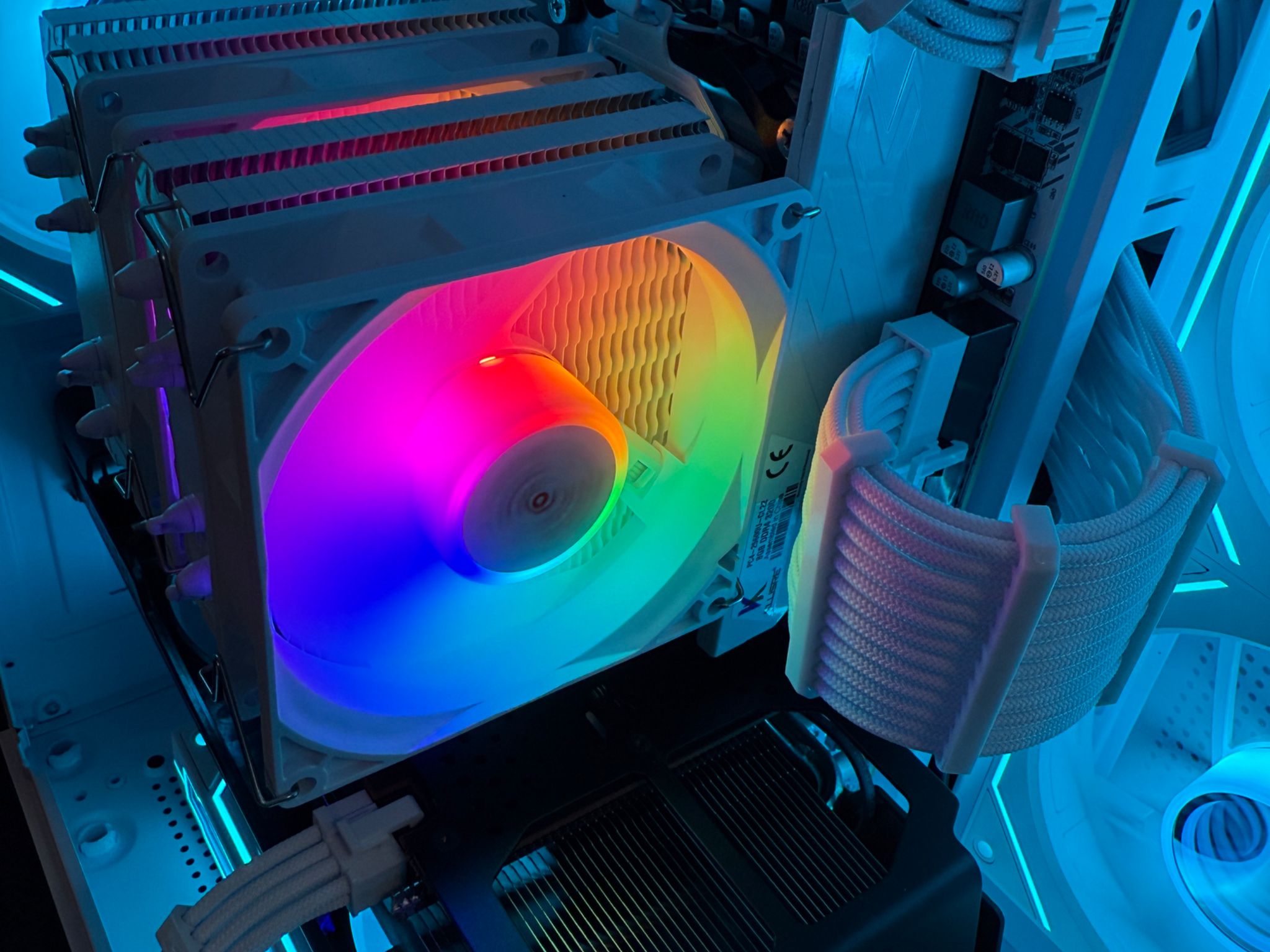 1080p BUDGET BEAST | RX 6600 | 10 CORE CPU
