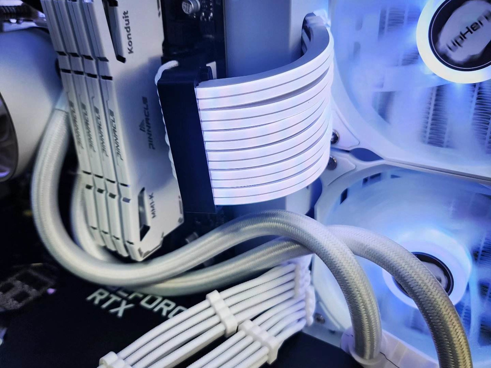 🤍🤍🤍 MSI RTX 3080 10GB // AMD Ryzen 7 5700G // Pinnacle 32GB 3600MHz