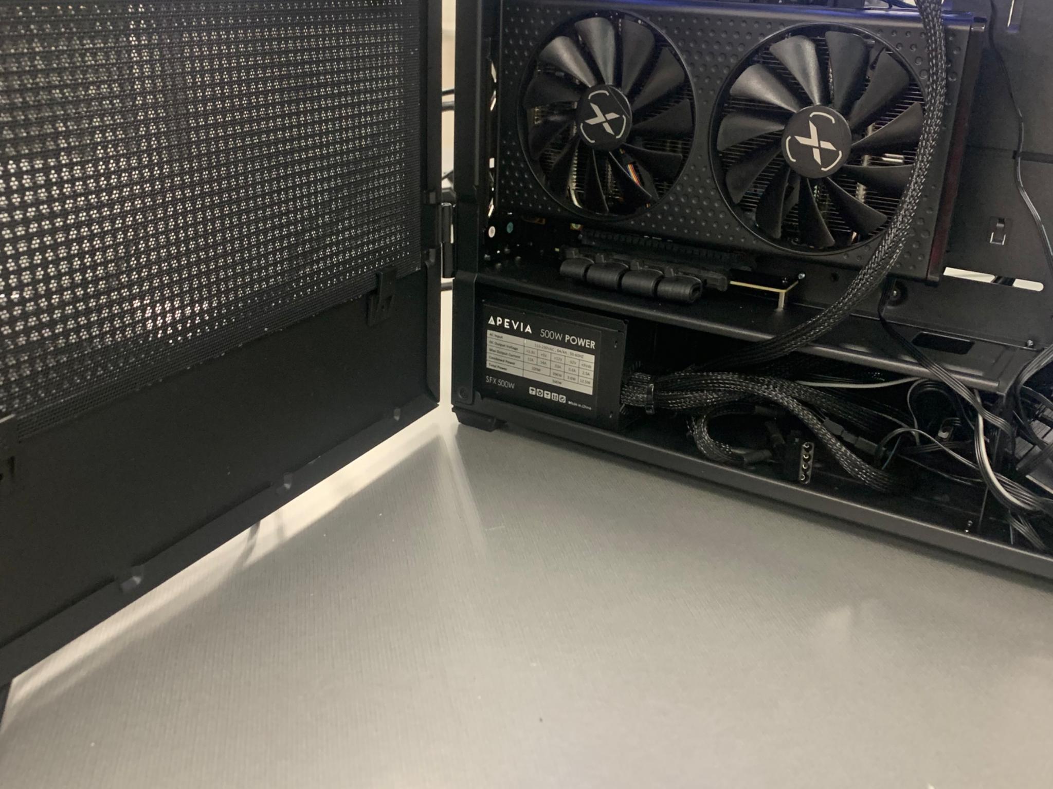 Little Fighter! Perfect 1080 p rx 6600 ITX build