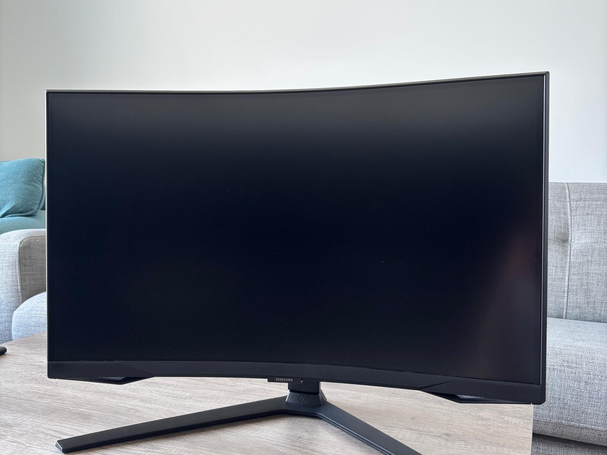 Samsung G65B 27”