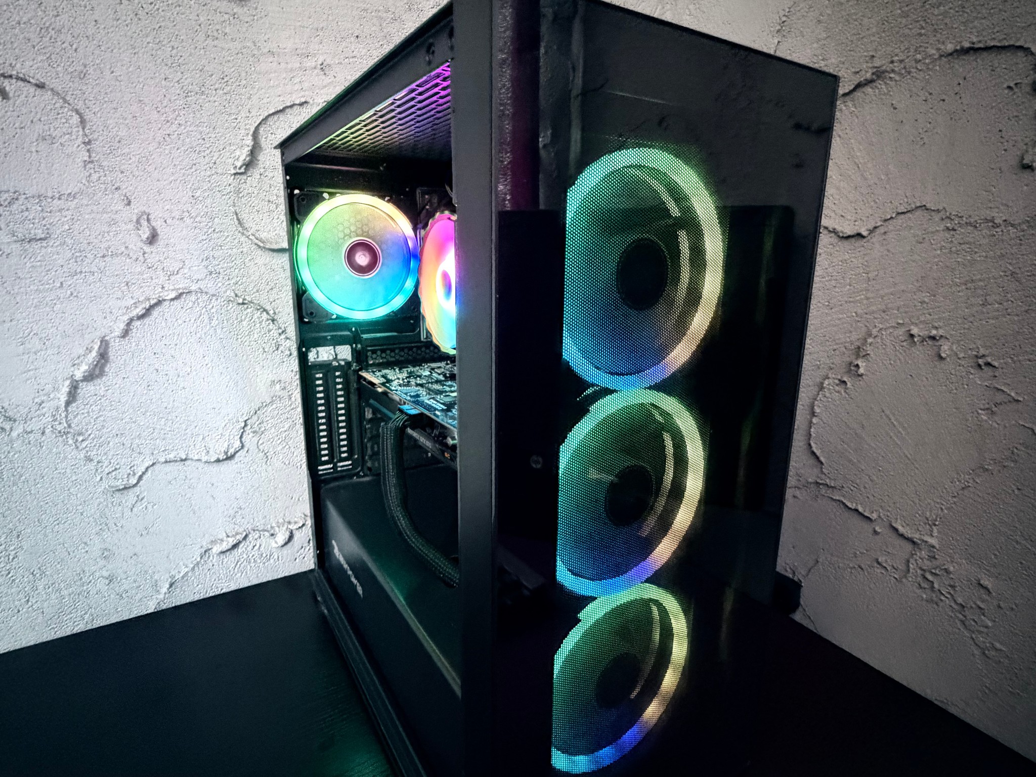 GTX 970 + i5-4670K + 16gb RAM + 500GB SSD | Gaming PC