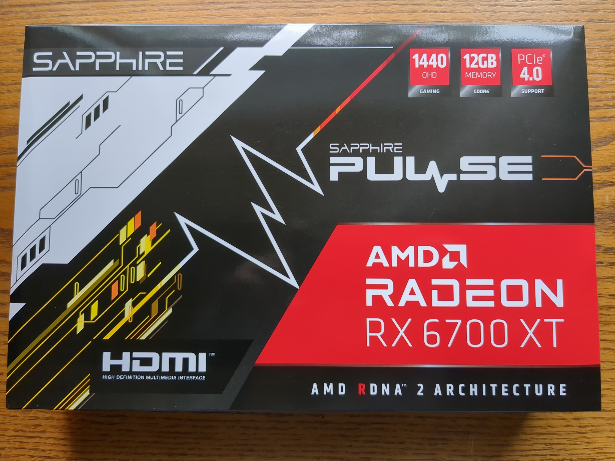 Sapphire PULSE 12GB Radeon RX 6700 XT