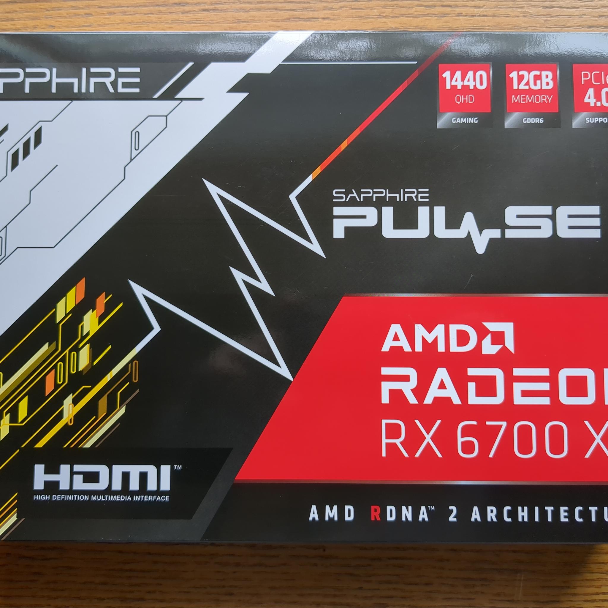 Sapphire PULSE 12GB Radeon RX 6700 XT