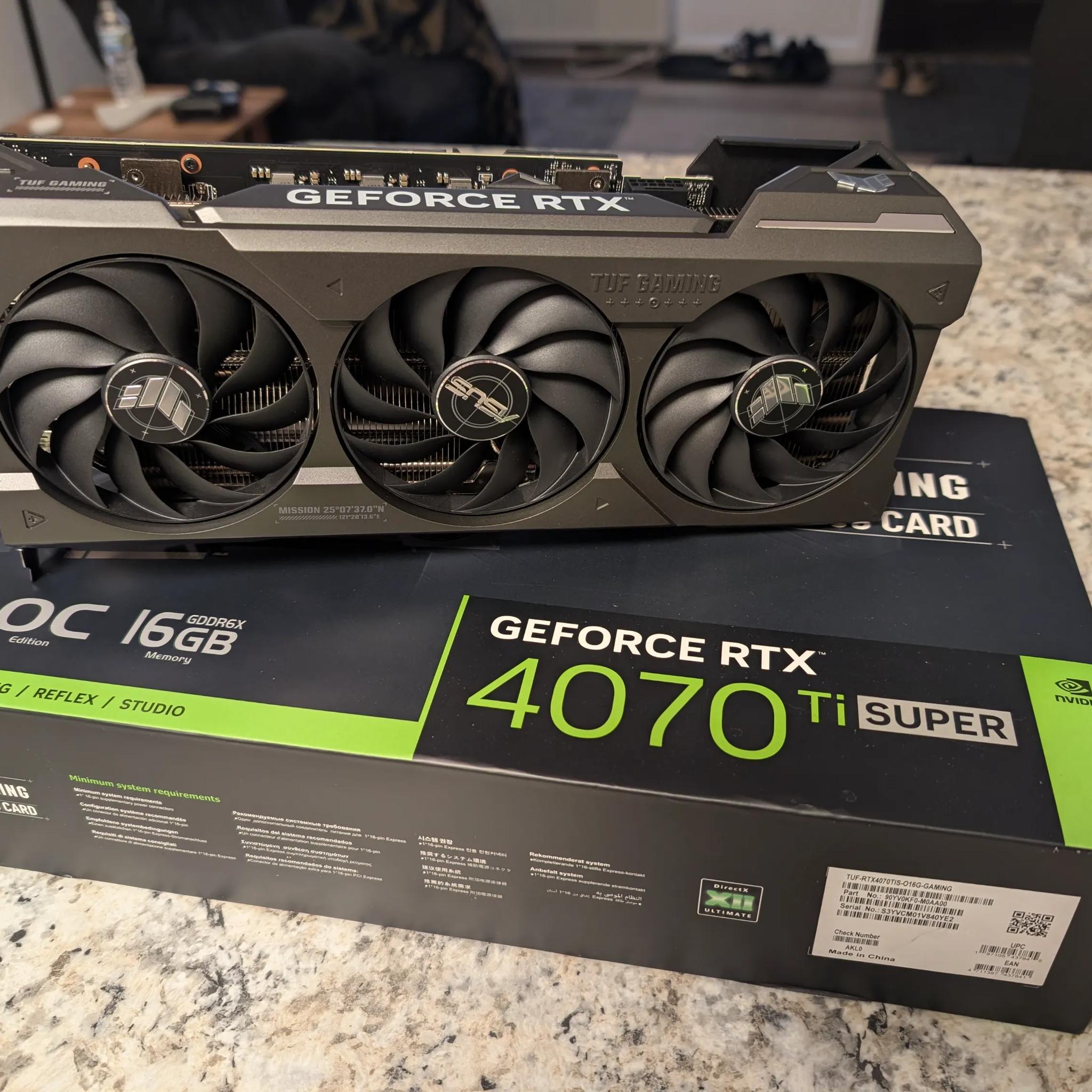 RTX 4070 Ti Super Asus TUF Gaming