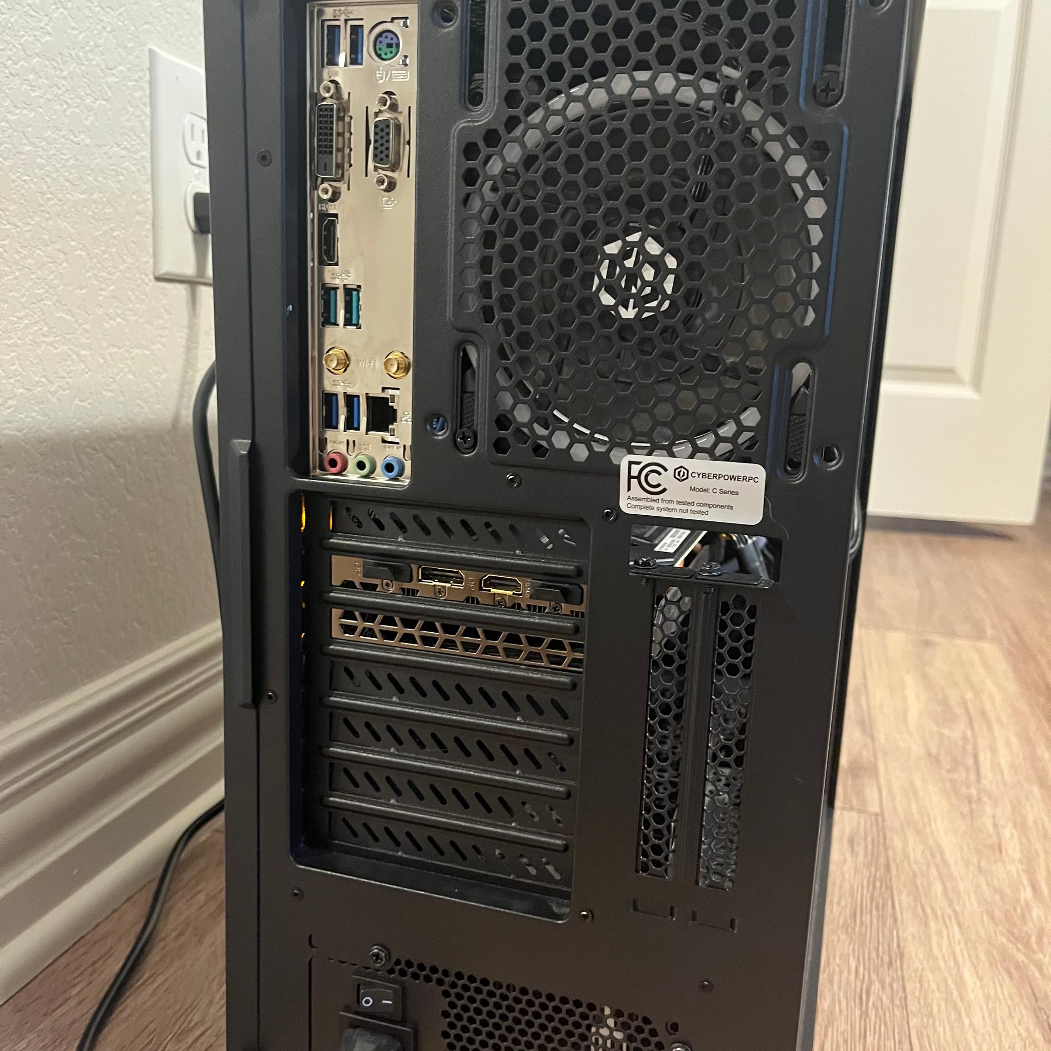 Ryzen 7 3700X | RTX 2060 OC | 32GB DDR4 3600 | 240mm AIO | Clean CyberPowerPC Build