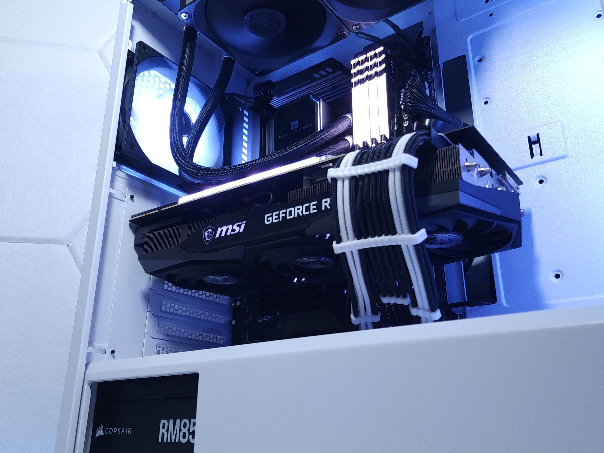 🤍🖤RTX 3080Ti | Core i9 11900KF | 32GB 3200MHz | 1TB NVMe SSD