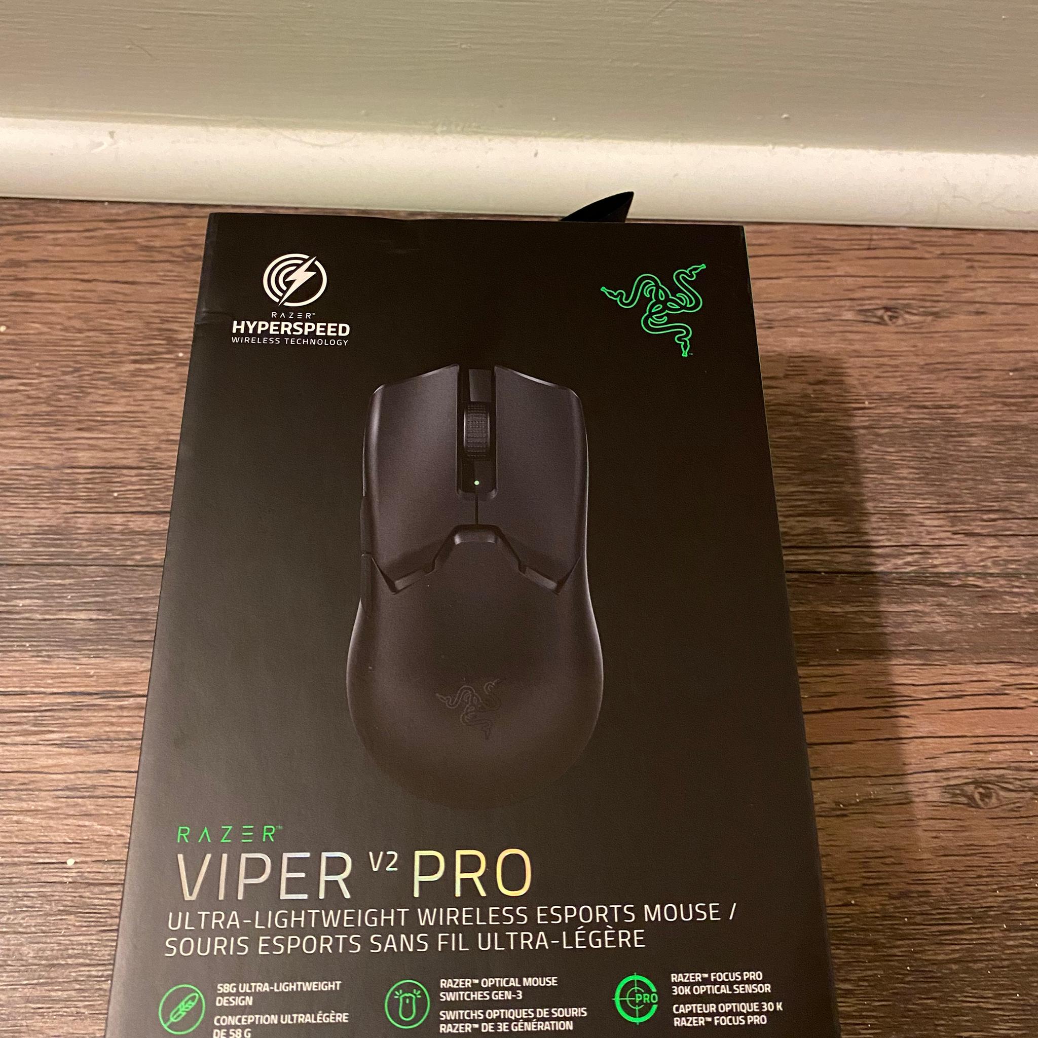 Razer Viper V2 Pro - New Open Box