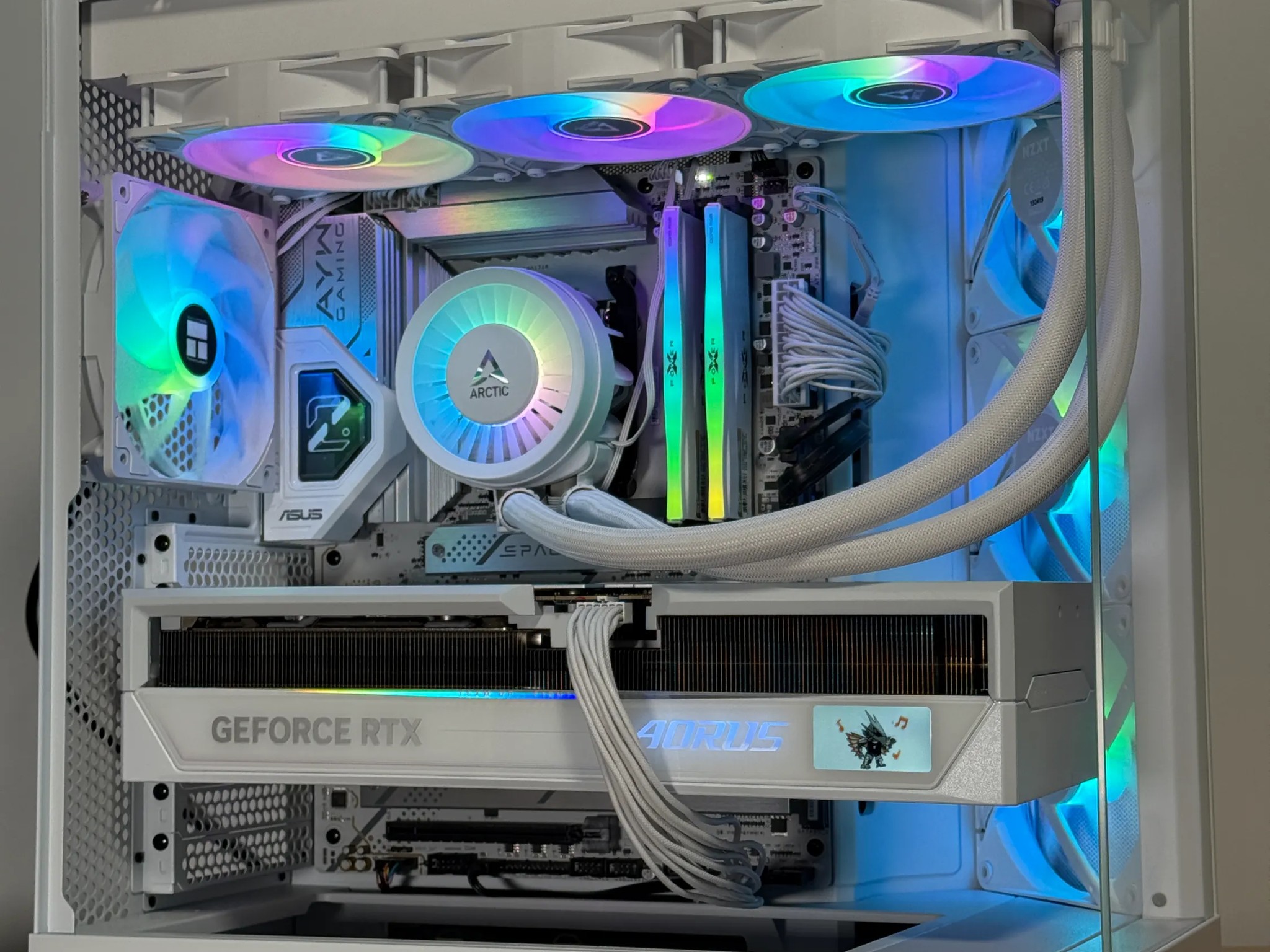 RTX 5090 Ryzen 7 9800x3d Whiteout Gaming PC