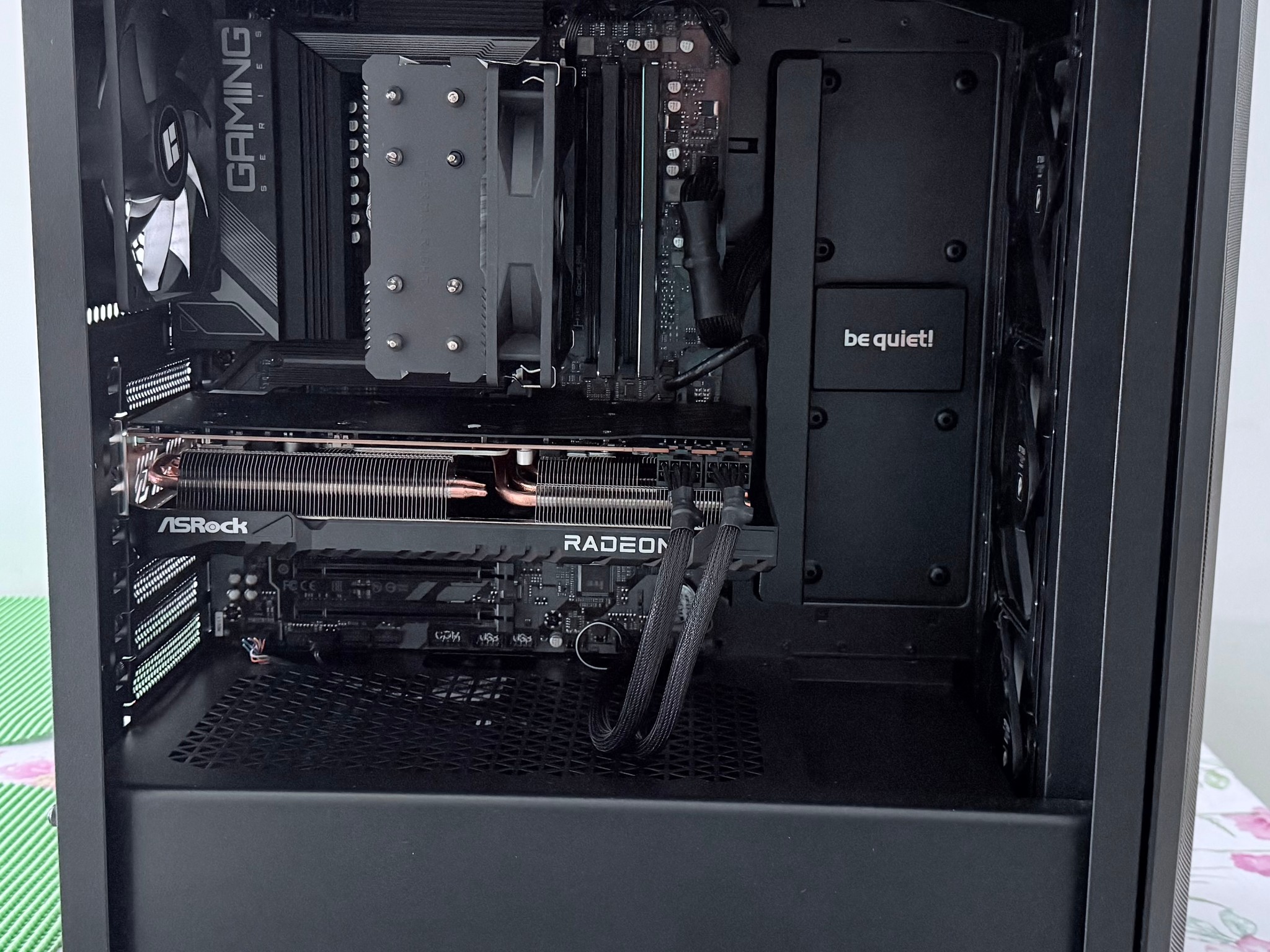 Ryzen 5 7600x | RX 7700XT 12 GB | 32 GB DDR5 6000 | 1.25 TB NVME 2.0 | NO ARGB