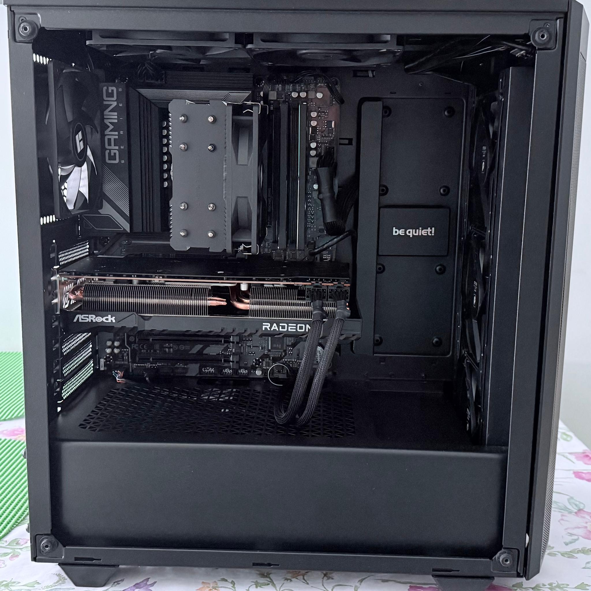 Ryzen 5 7600x | RX 7700XT 12 GB | 32 GB DDR5 6000 | 1.25 TB NVME 2.0 | NO ARGB