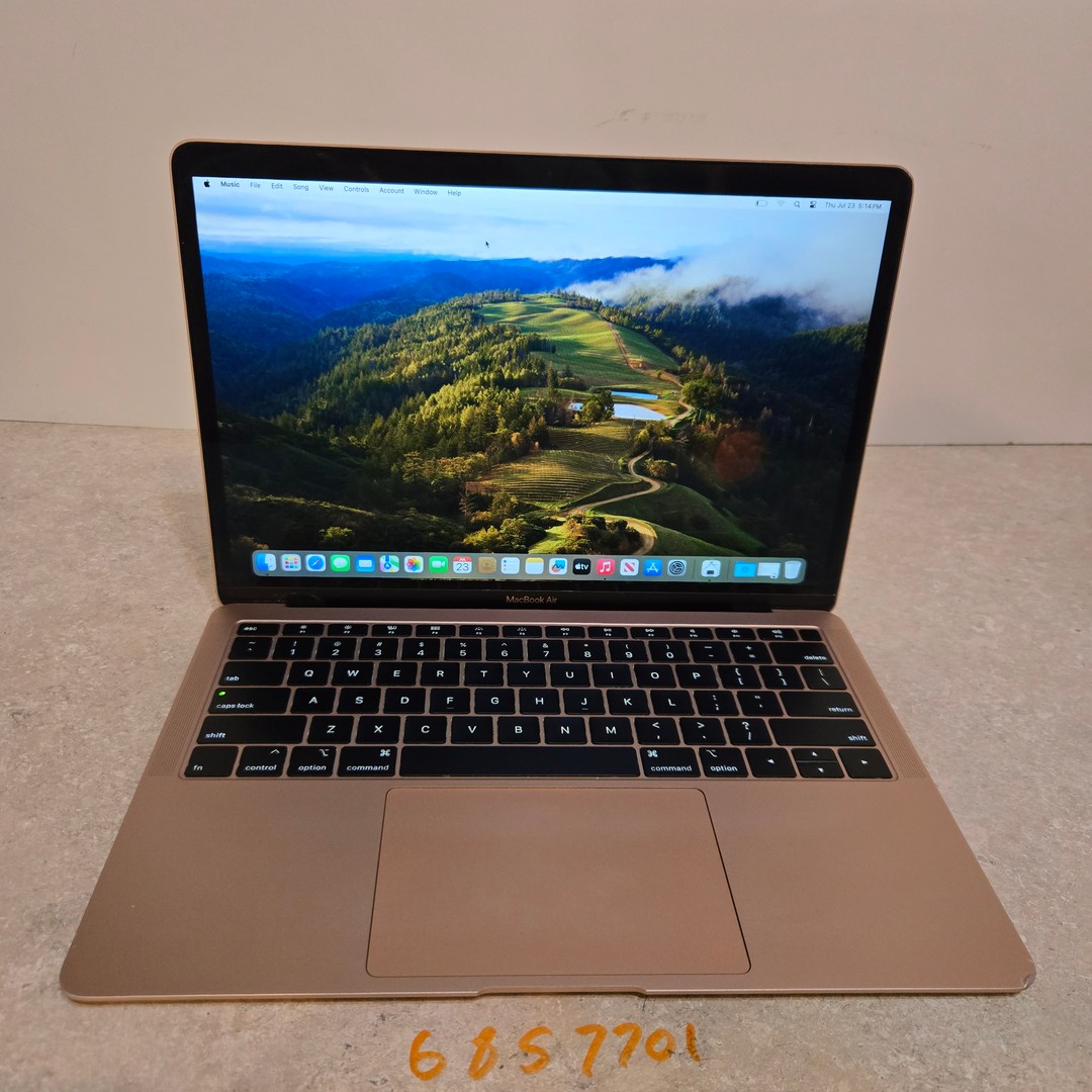 Apple Macbook Air 13 Inch Laptop - 2018 - intel i5 - 256GB SSD
