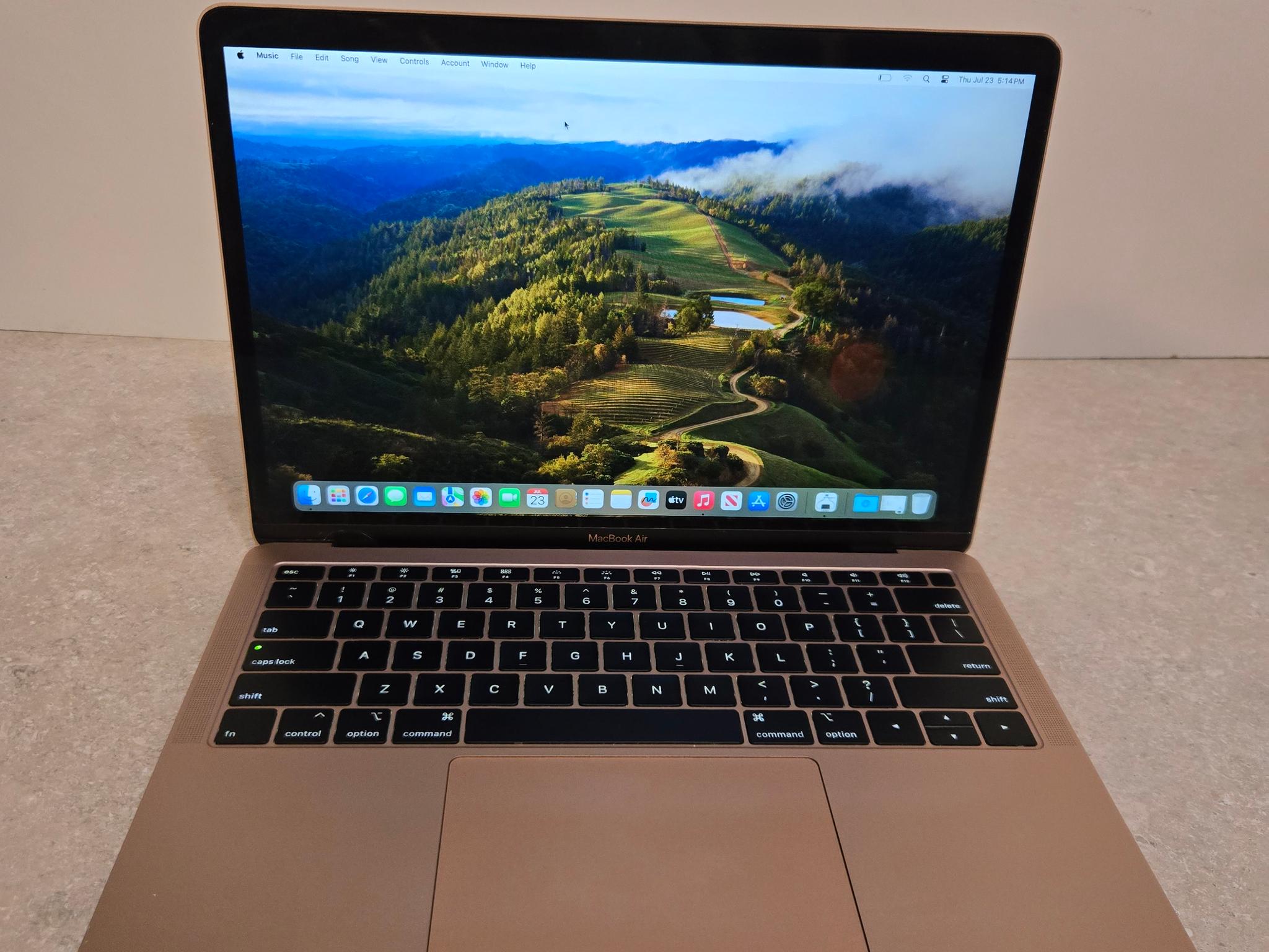 Apple Macbook Air 13 Inch Laptop - 2018 - intel i5 - 256GB SSD - Model A1932