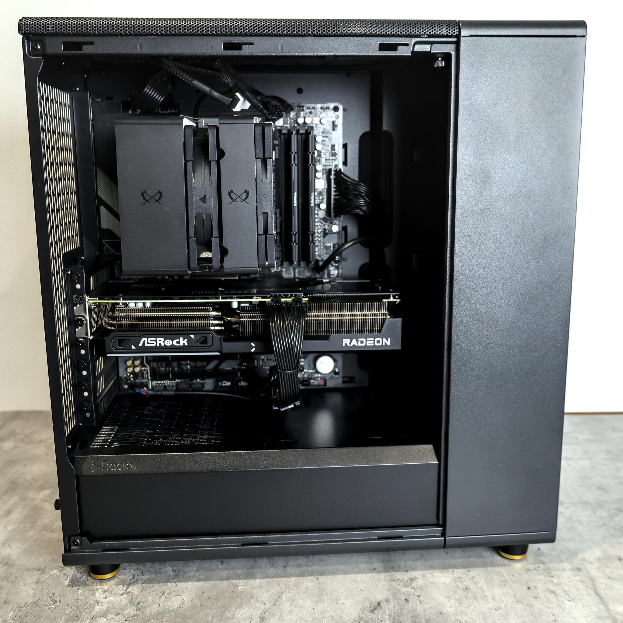 Fractal North 7800x3d+9070xt 1440P/4K Build