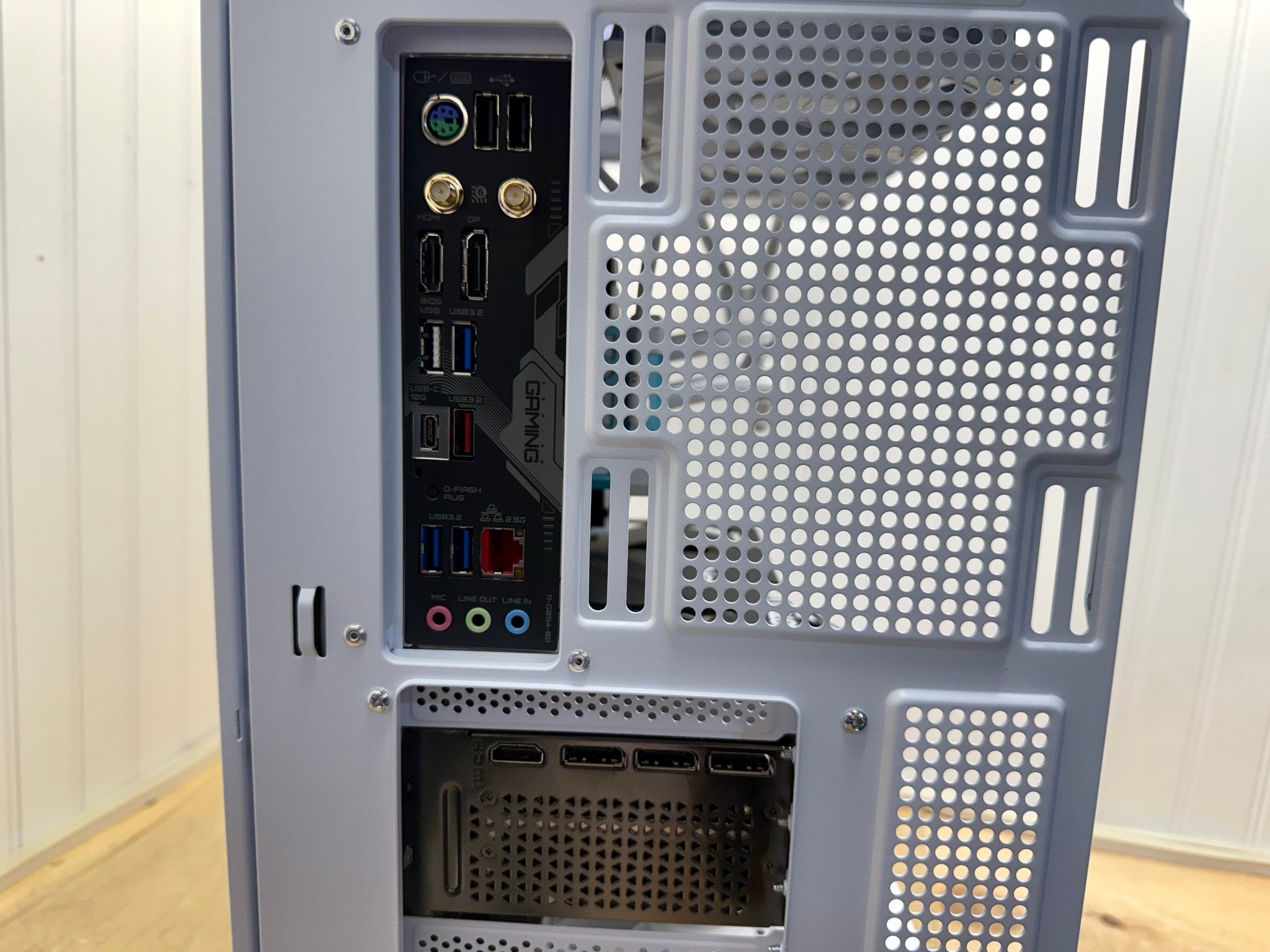⚡🔥 THE APEX PREDATOR 🔥⚡🧠 Ryzen 7 7800X3D|🎮 RTX 5070 Ti 16GB (GDDR7)|🚀32GB DDR5 |⚡ 2TB NVMe |