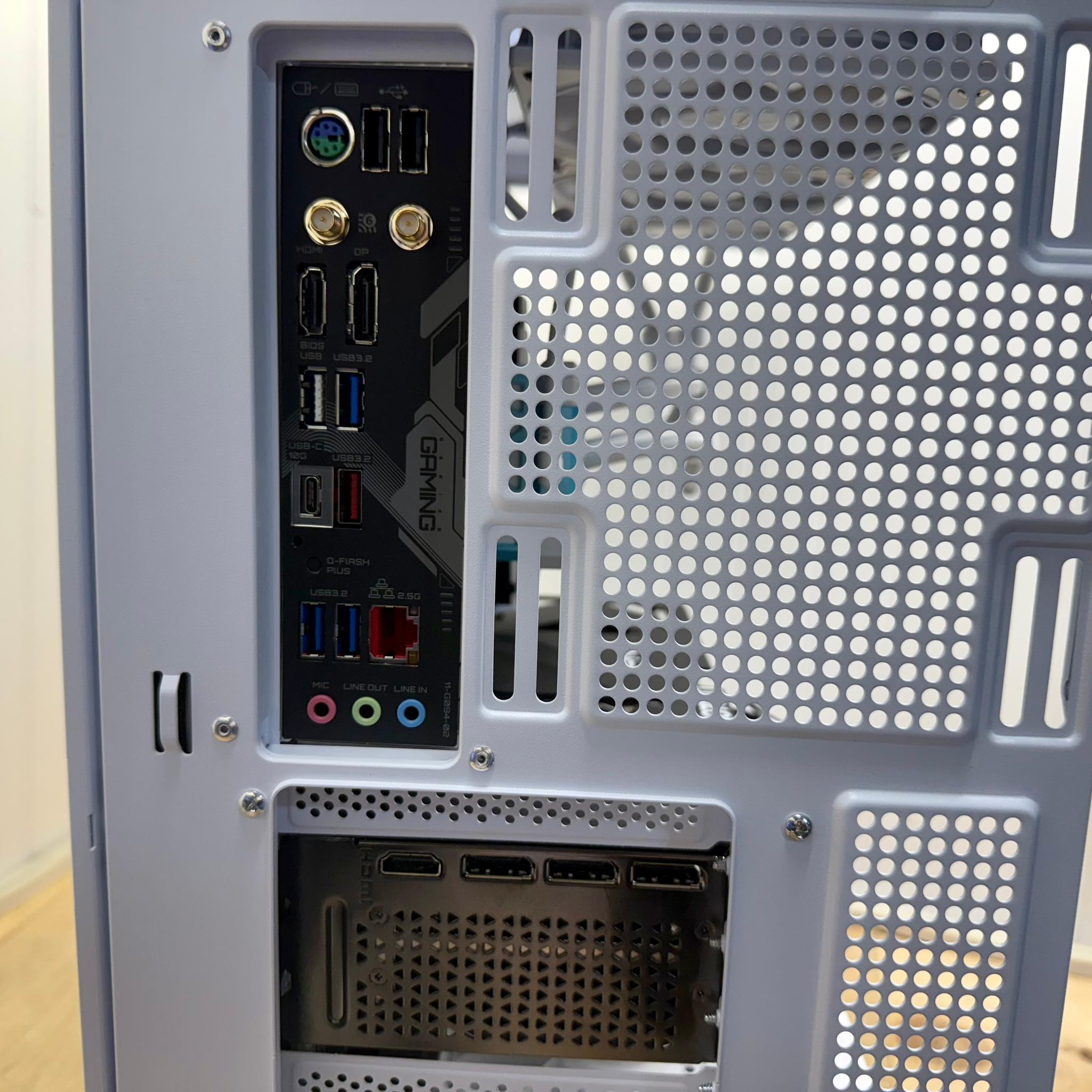 ⚡🔥 THE APEX PREDATOR 🔥⚡🧠 Ryzen 7 7800X3D|🎮 RTX 5070 Ti 16GB (GDDR7)|🚀32GB DDR5 |⚡ 2TB NVMe |