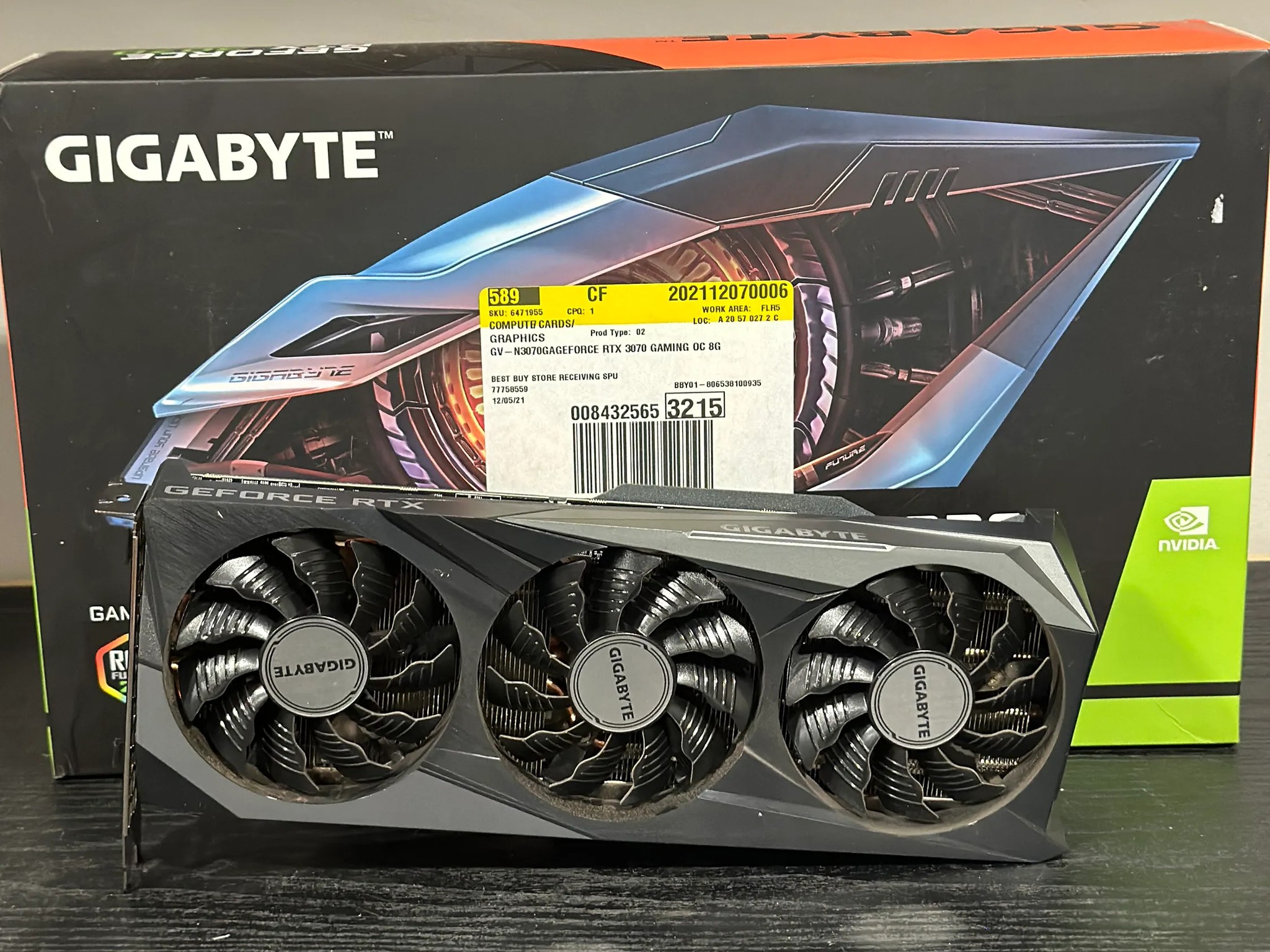 GIGABYTE Gaming OC GeForce RTX 3070 8GB GDDR6 PCI Express 4.0 ATX Video Card
