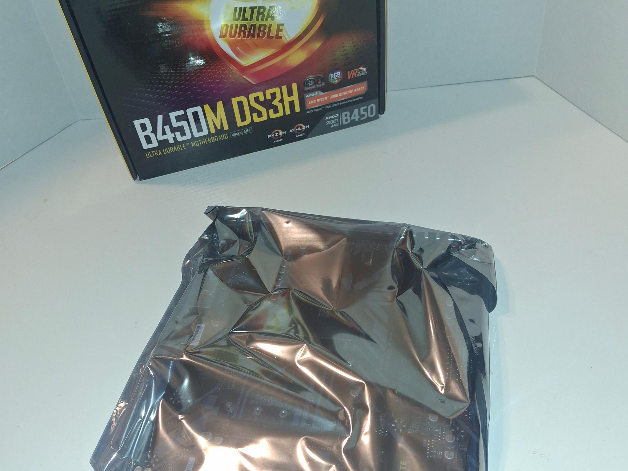 GIGABYTE B450M DS3H AM4 Micro ATX AMD Motherboard