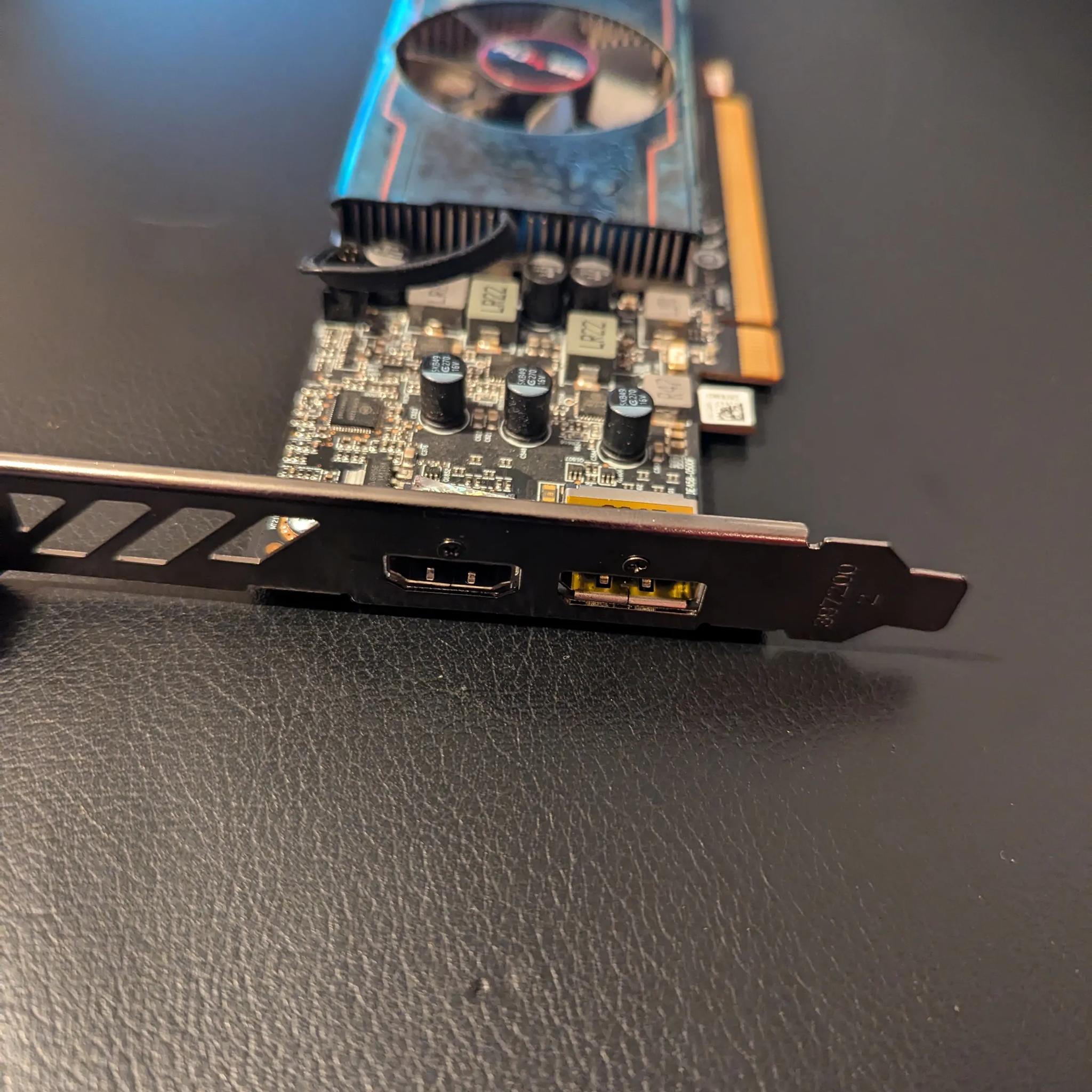 AMD RX 6400 low profile - 4gb