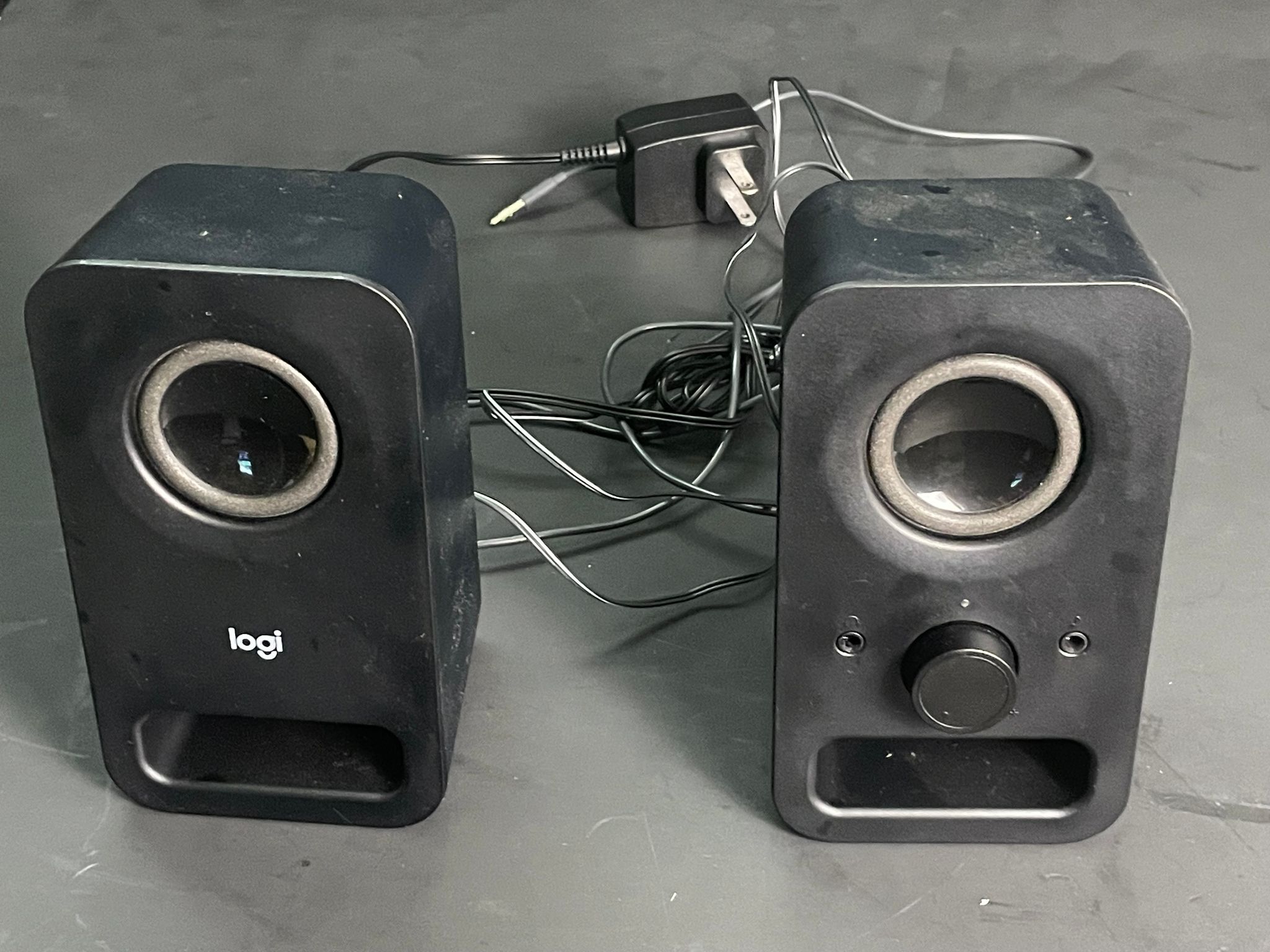 Logitech Z150 Multimedia Speakers PC, Mac, Laptops (‎980-000802) | Free Shipping