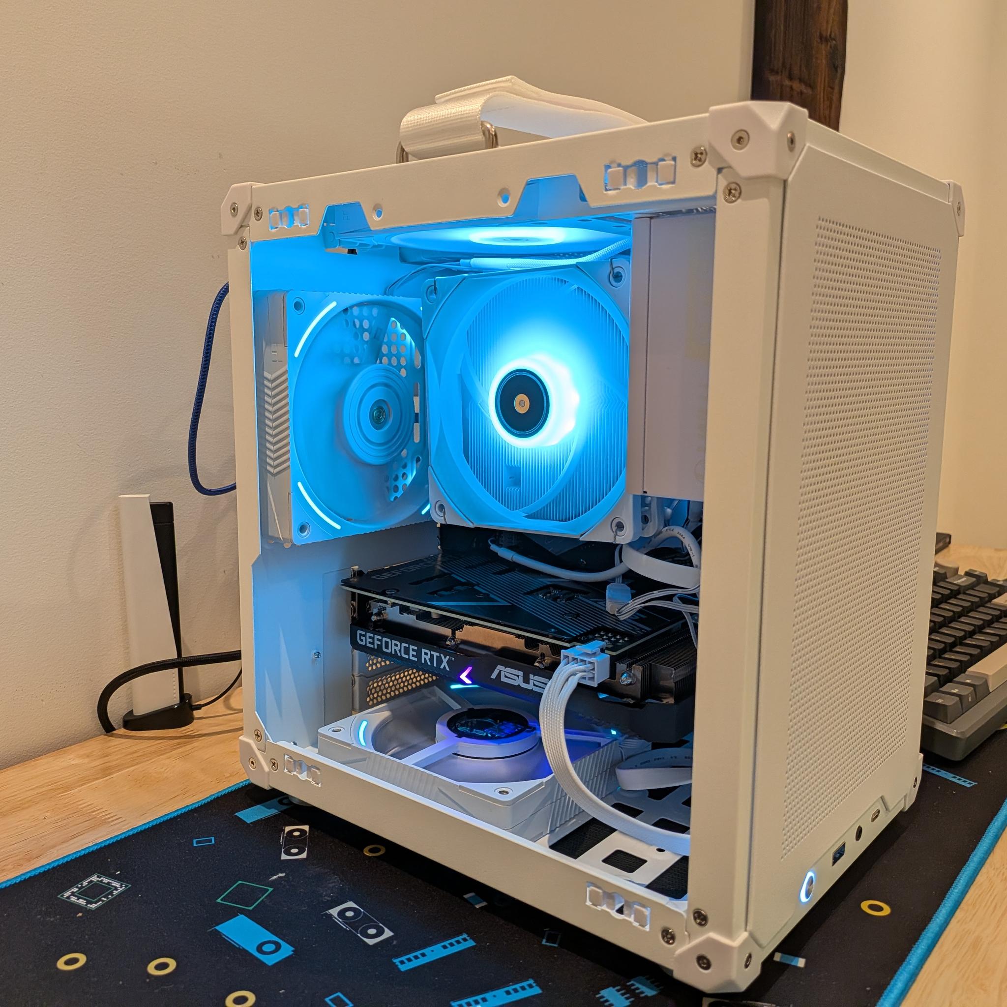 1080p Glacier - RTX 3060 12GB, Ryzen 5 5600X, 32 GB DDR4 RAM, 1 TB Gen 4 NVME, RGB