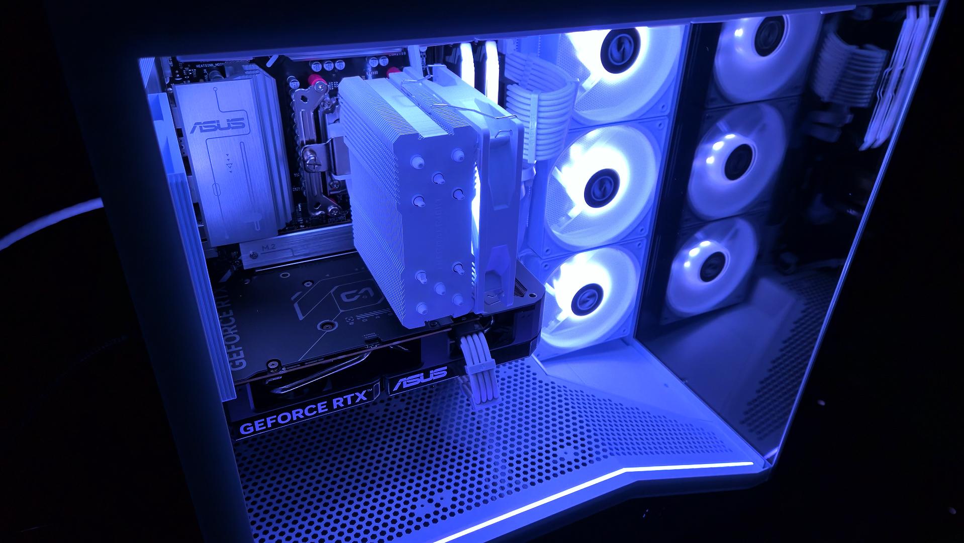Gaming PC - 32GB DDR5 7200MHz CL34 - Ryzen 7600X - RTX 5060 OC - Windows 11 Pro