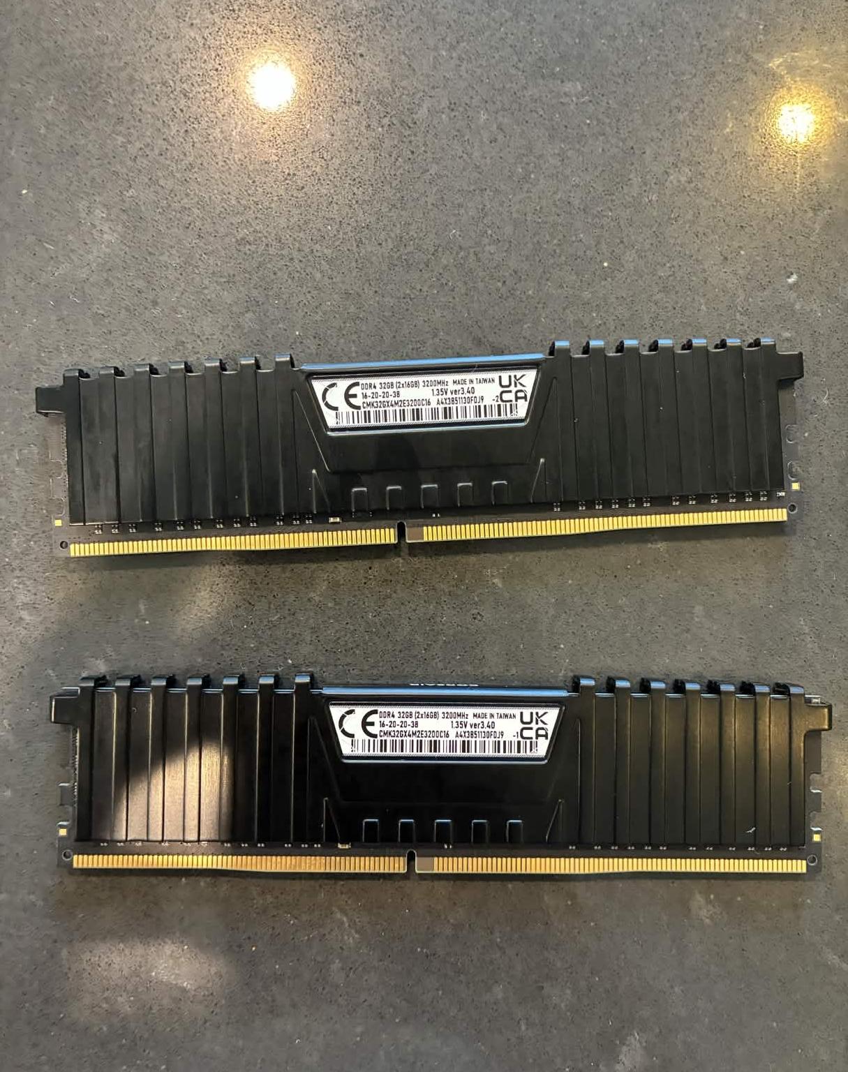 32GB Corsair Vengeance (2x16GB) DDR4-3200