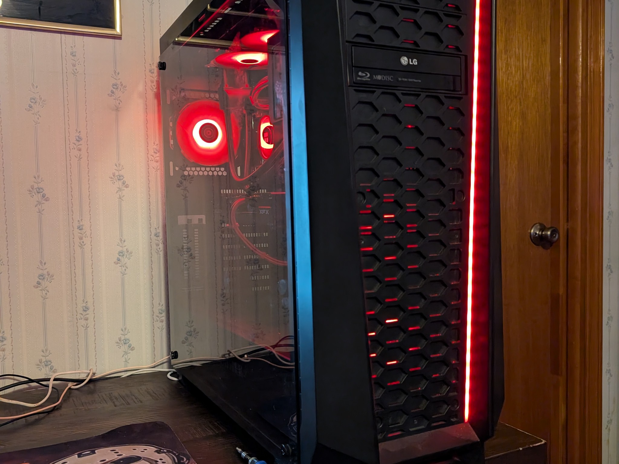 RX 6600XT Ryzen 5 3700x 16GB 800 GB  Windows 11 PRO Gaming PC Powerhouse