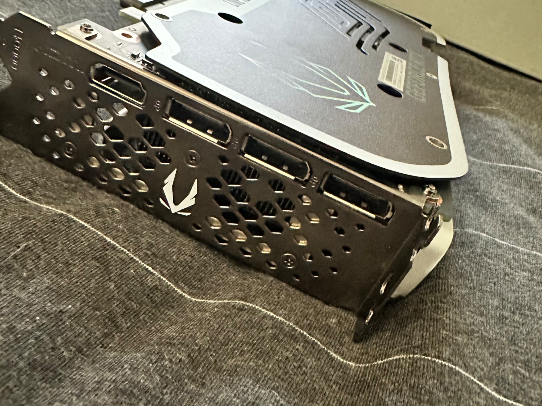 ZOTAC RTX 4060 Ti 16GB AMP – Excellent Condition w/ Original Box