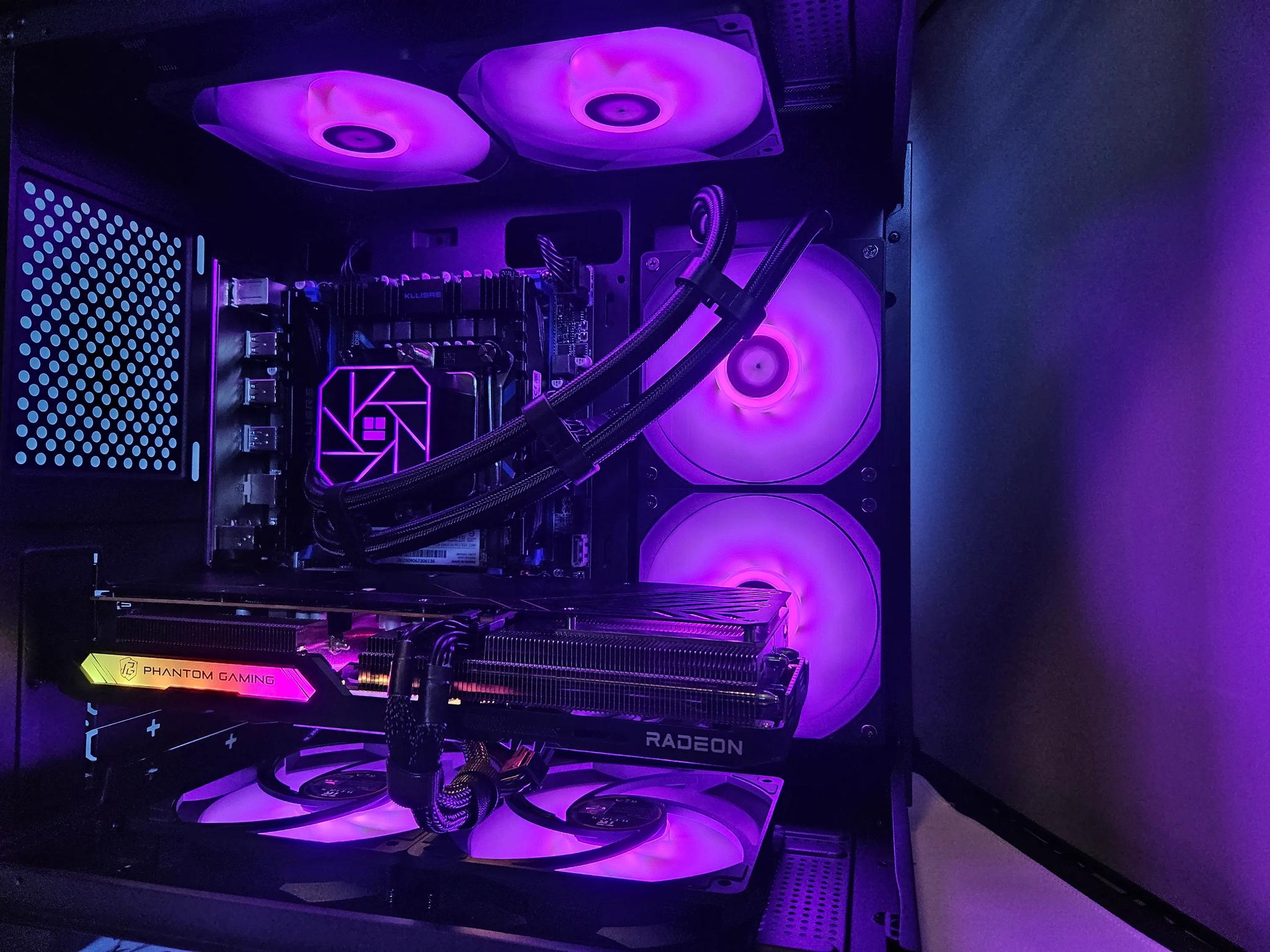 Dark Side Liquid cooled Intel 14 core / 16GB DDR4 / 512GB SSD / RX 7600
