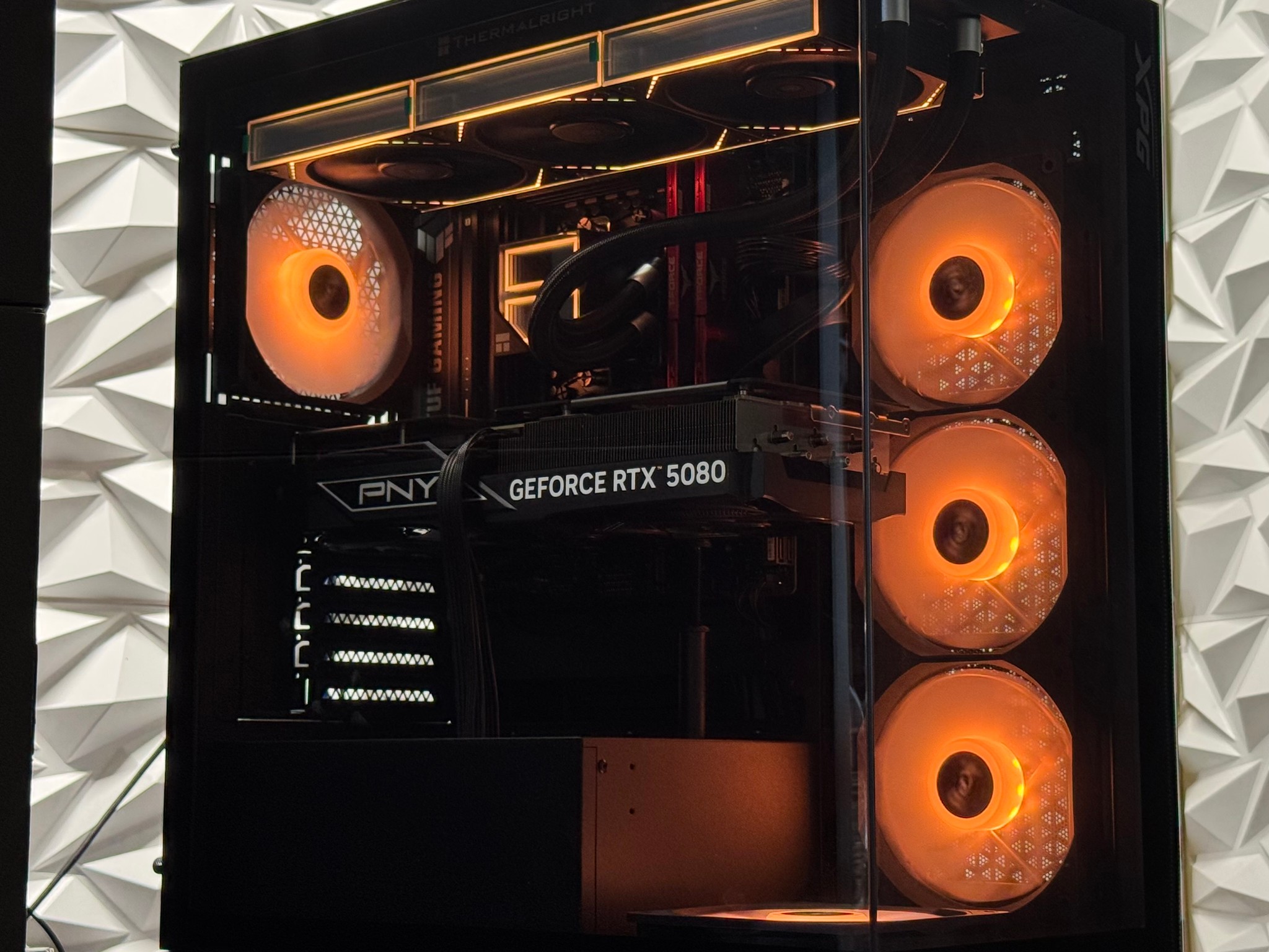 4k Gaming Pc / RTX 5080 / Ryzen 7 7800X3D / 32GB DDR5 Ram / 1TB SSD / New With Warranty