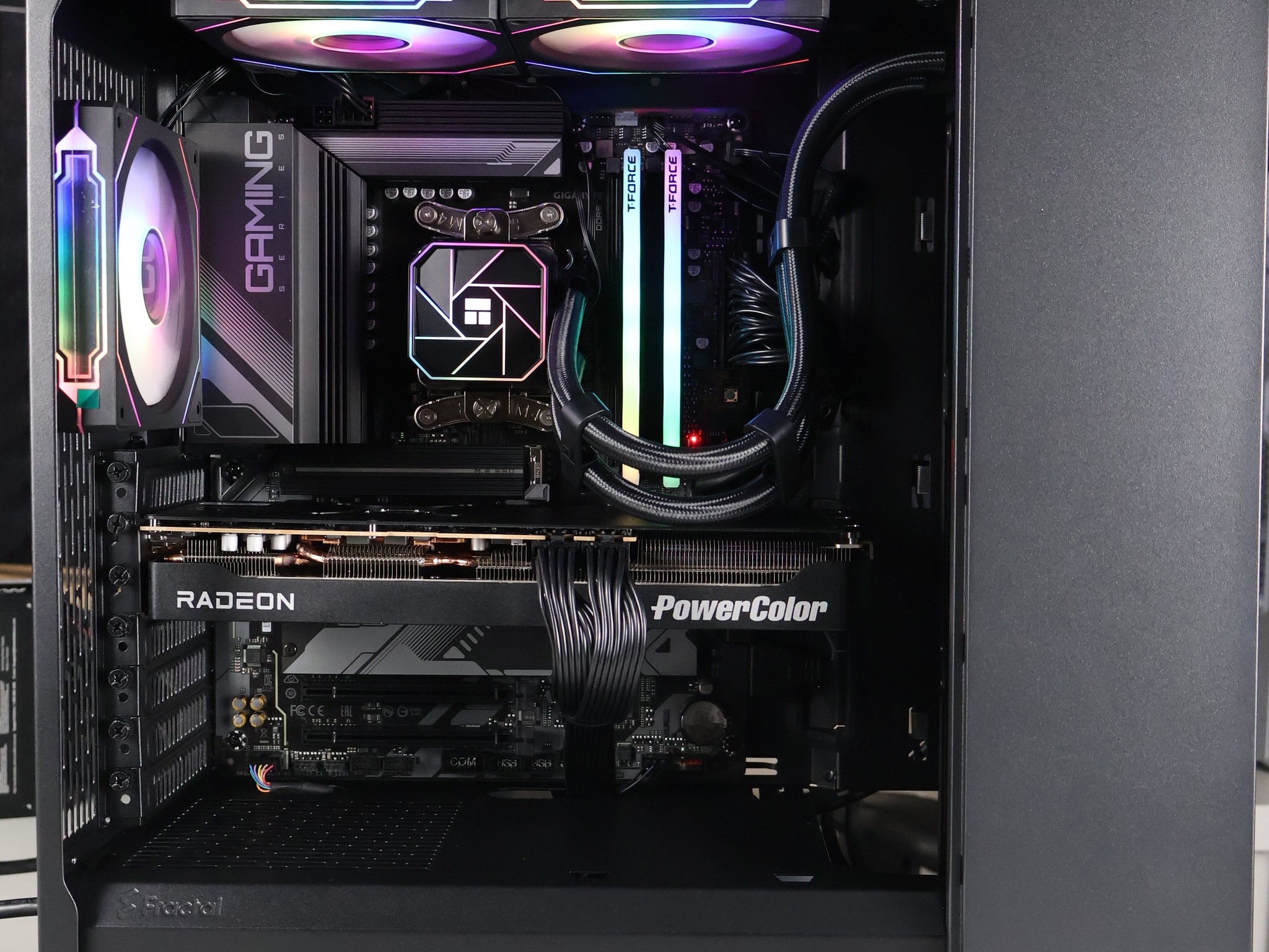 ⚫ Ryzen 7 9700X/RX 9070XT 16GB Gaming/Streaming PC ⚫