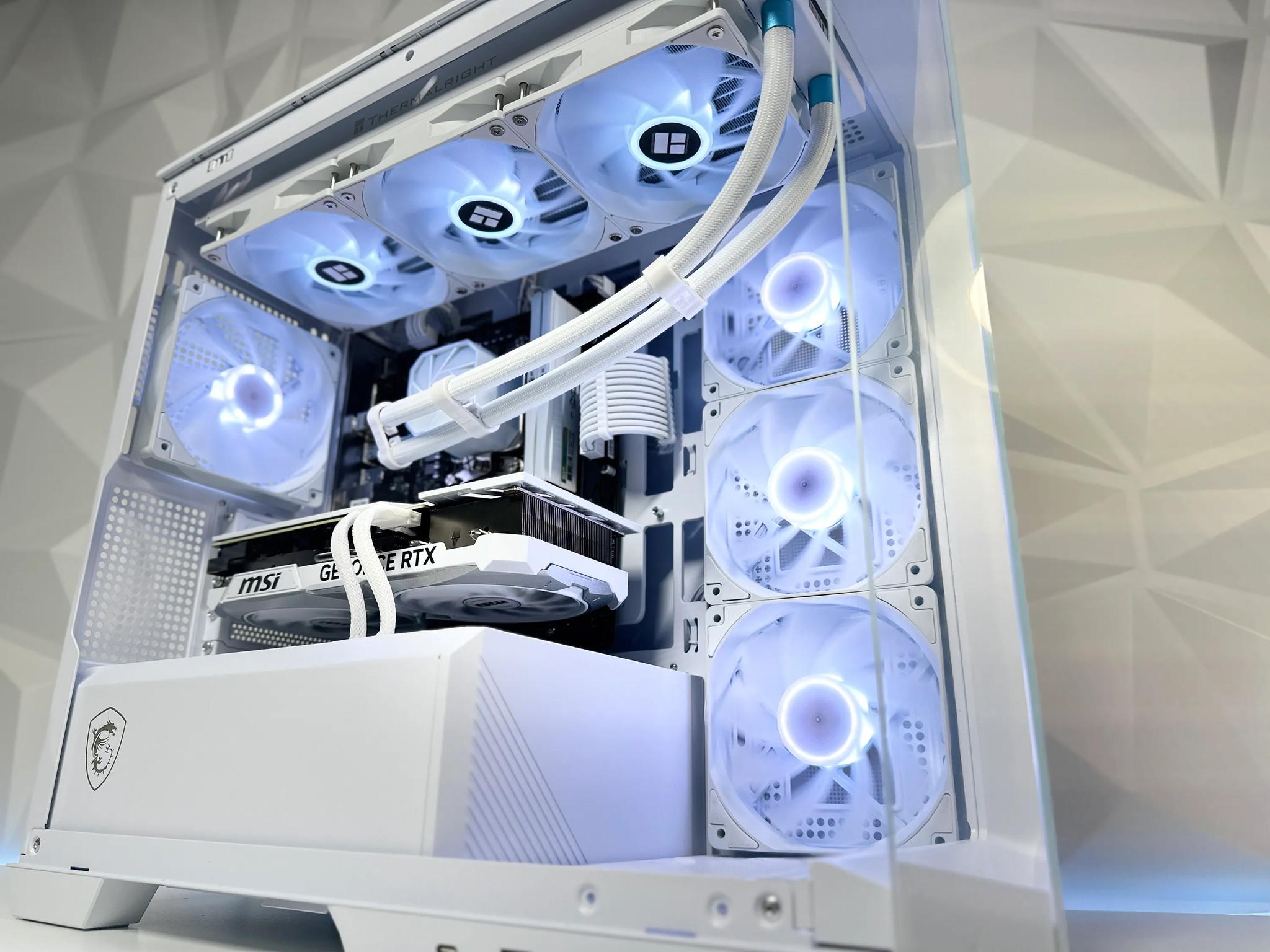 🌨️⛄90° N||Liquid Cooled Gaming PC🌨️Nvidia RTX 4070  12GB🌨️AMD Ryzen 5 7600X🌨️32GB DDR5