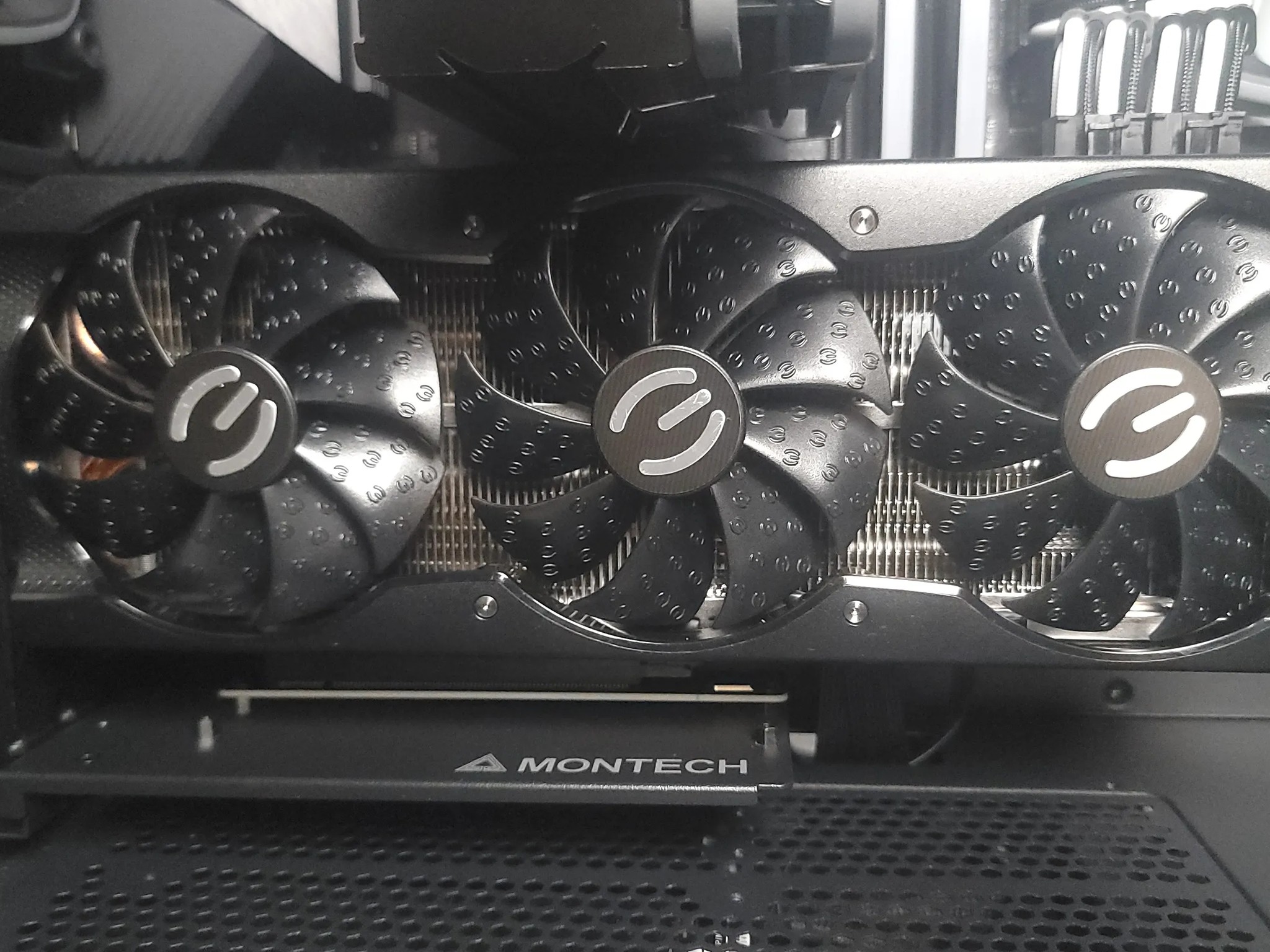 Black Thunder 🌨⚡️ Gaming PC - RTX 3070 - Ryzen 5 5600x - 32GB RAM - 1TB + 250GB NVME PCIe 4.0