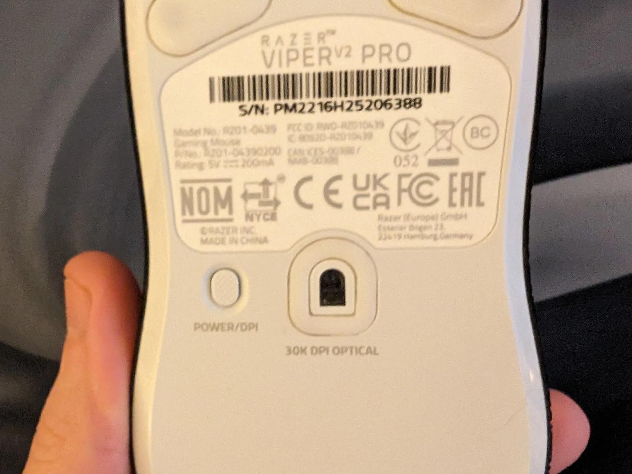 Razer Viper V2 Pro Wireless - White with Upgraded Skates