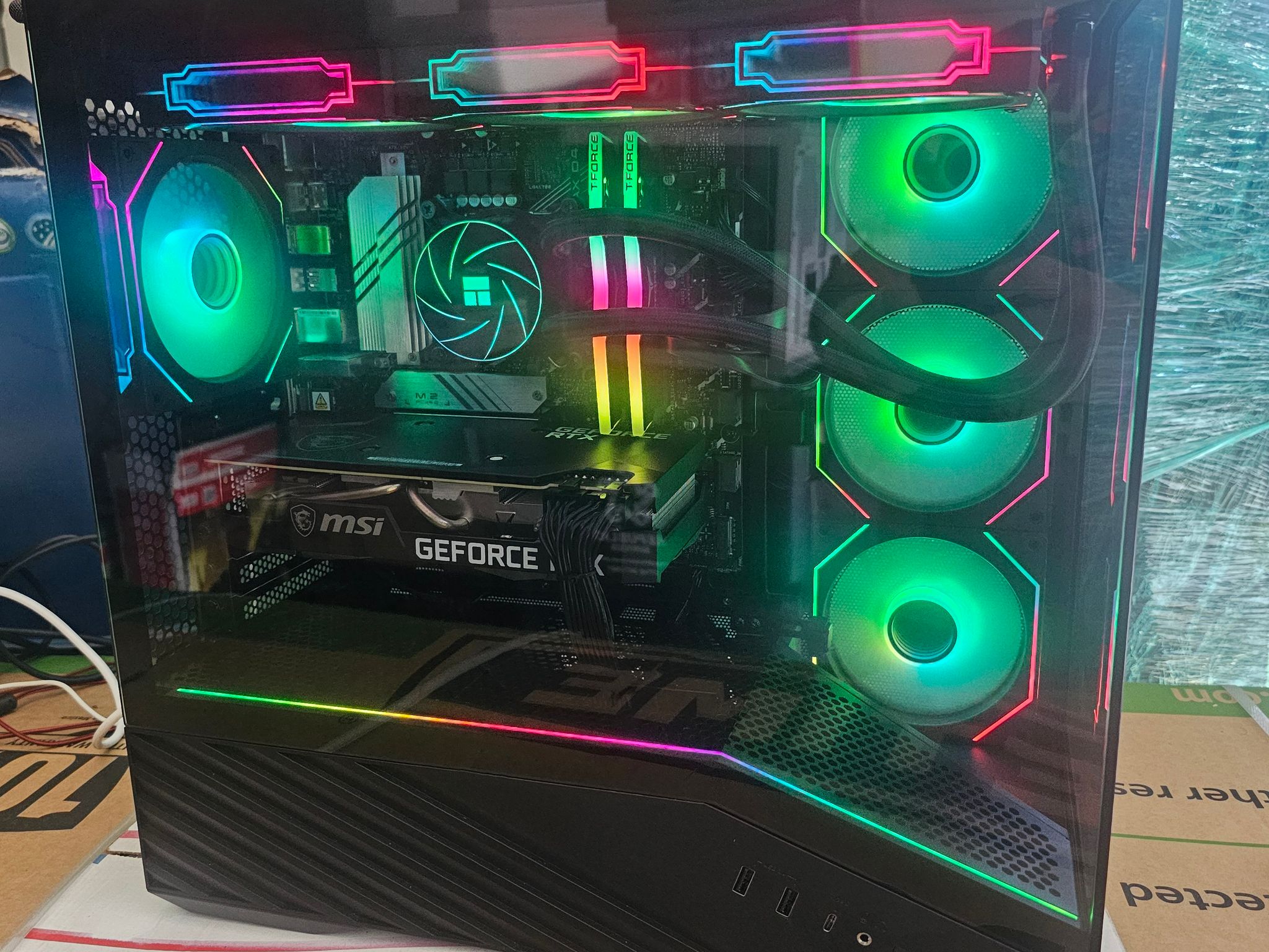 Black gaming pc | i9 12900k | 32gb ram | 1TB ssd | 3070 8gb | windows 11 pro |