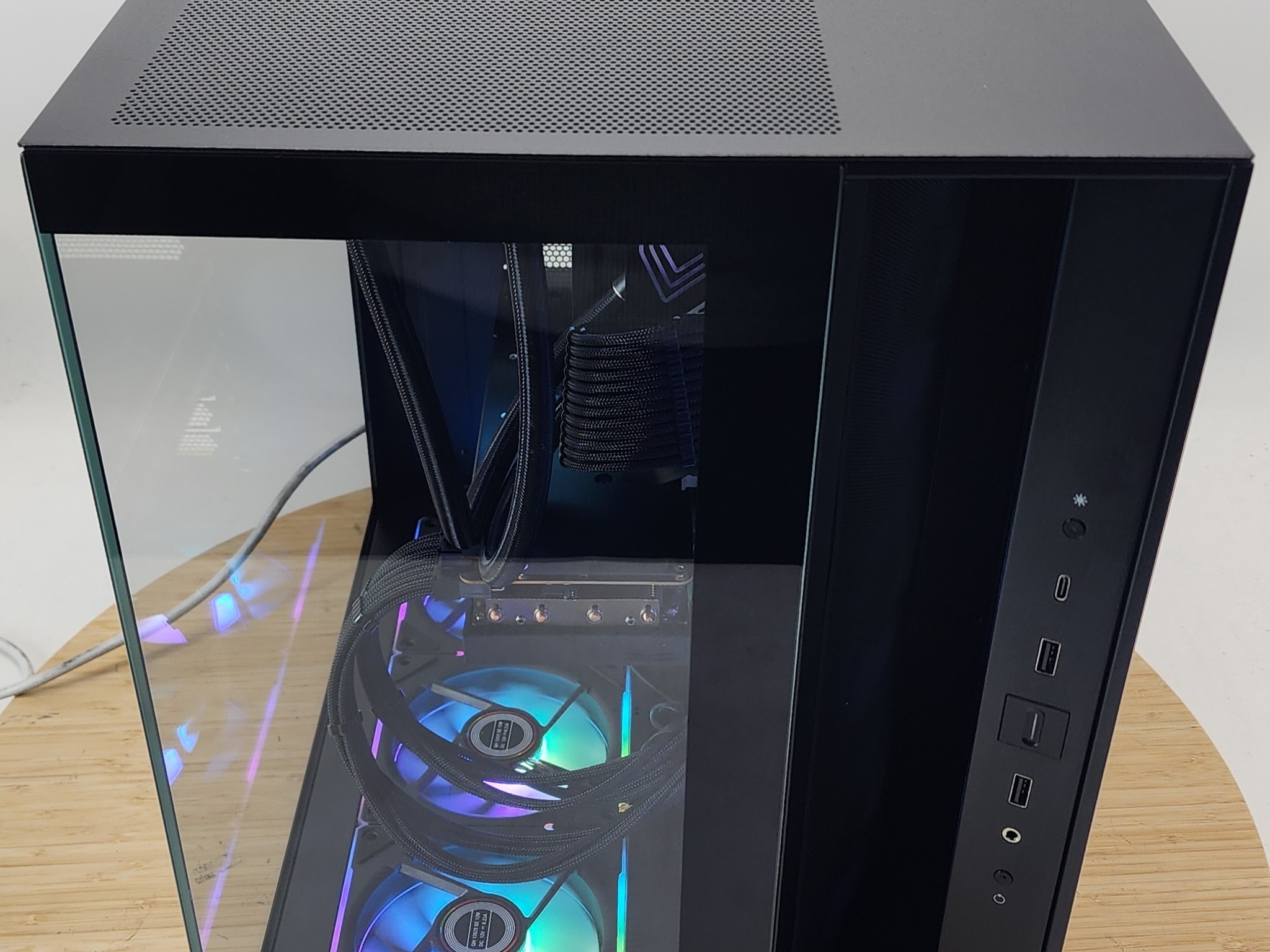 Gaming PC Ryzen 9 5900XT 32GB RAM 2TB SSD RX 7800 XT 16GB Windows 11 Computer